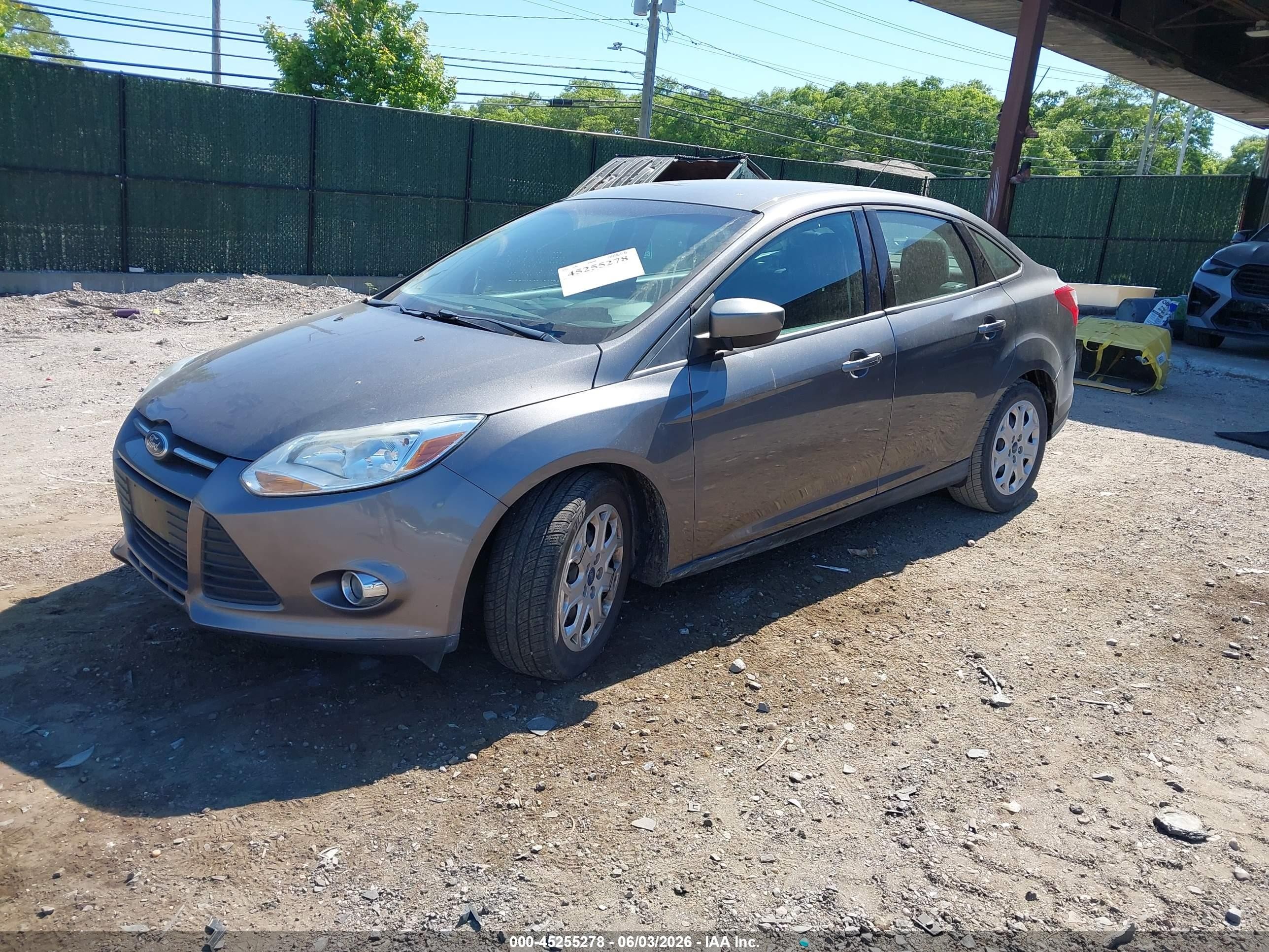 2012 Ford Focus Se Gray vin: 1FAHP3F2XCL355548
