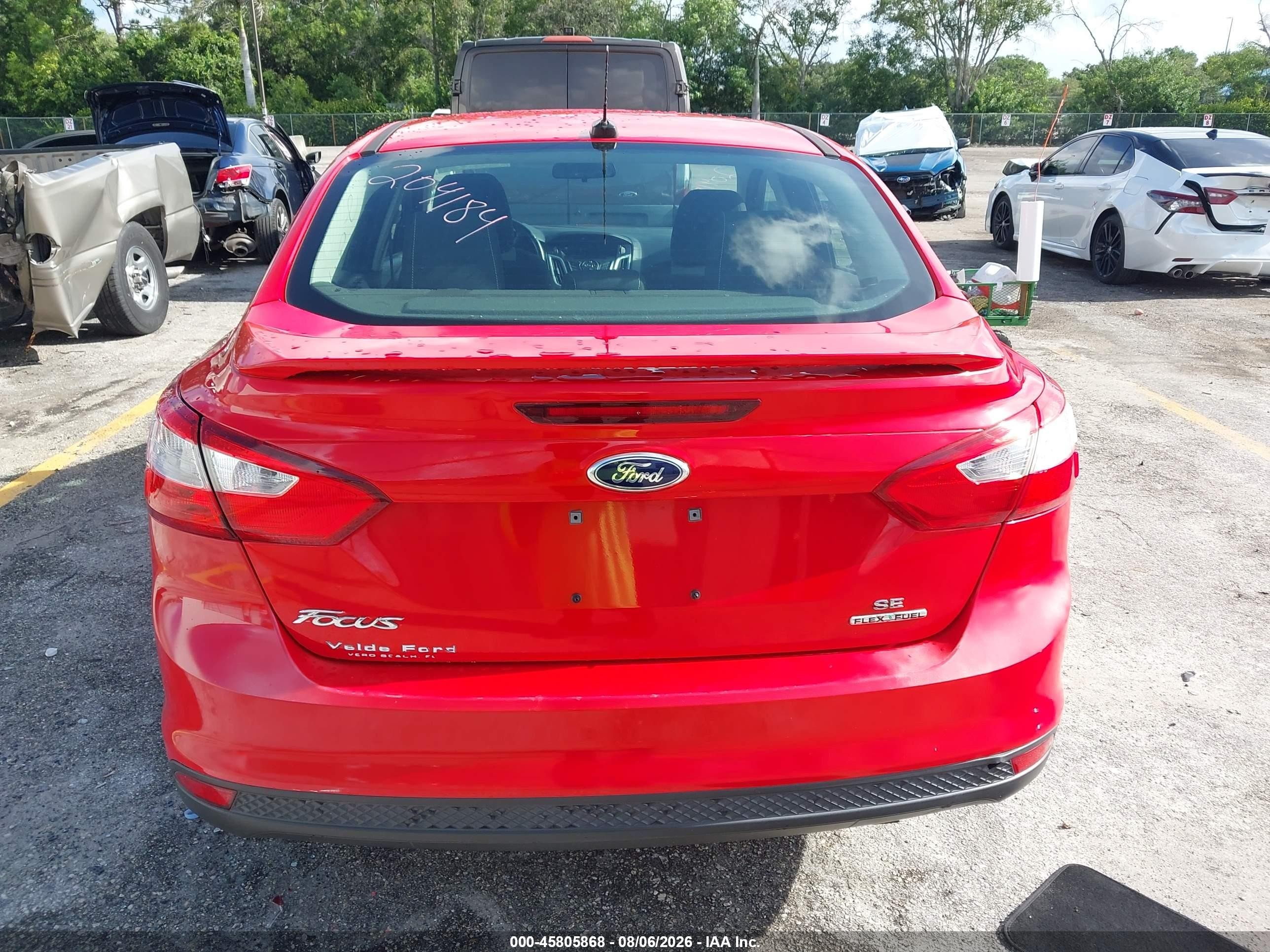 2012 Ford Focus Se Red vin: 1FAHP3F2XCL408149