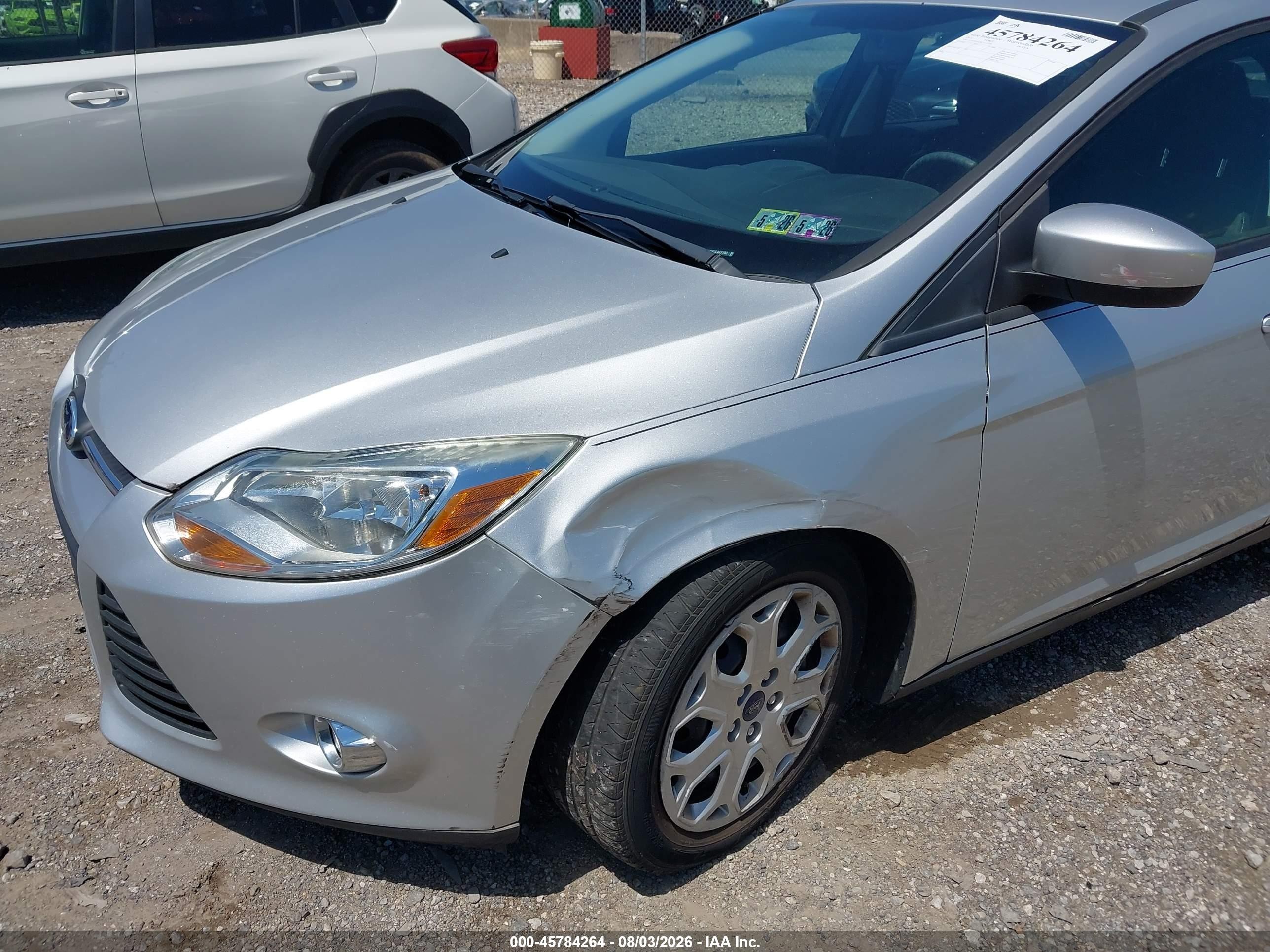 2012 Ford Focus Se Серебряный vin: 1FAHP3F2XCL447100