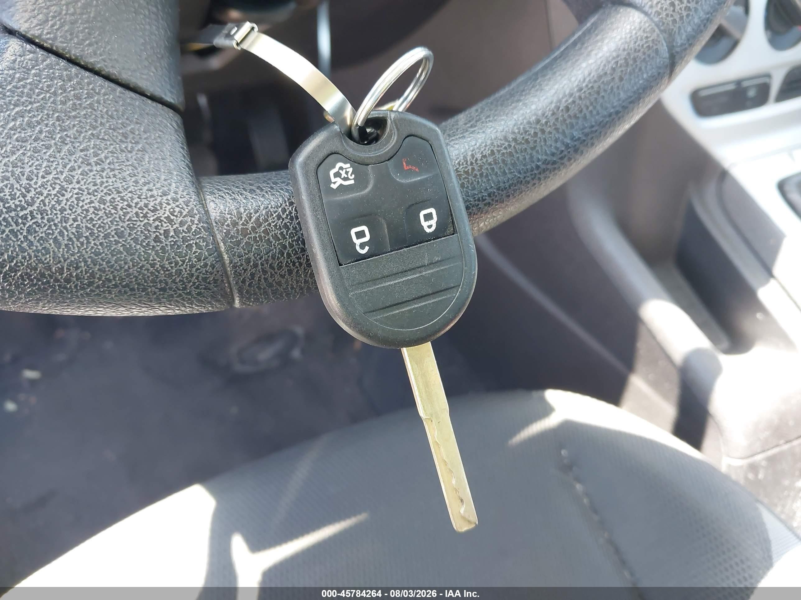 2012 Ford Focus Se Серебряный vin: 1FAHP3F2XCL447100