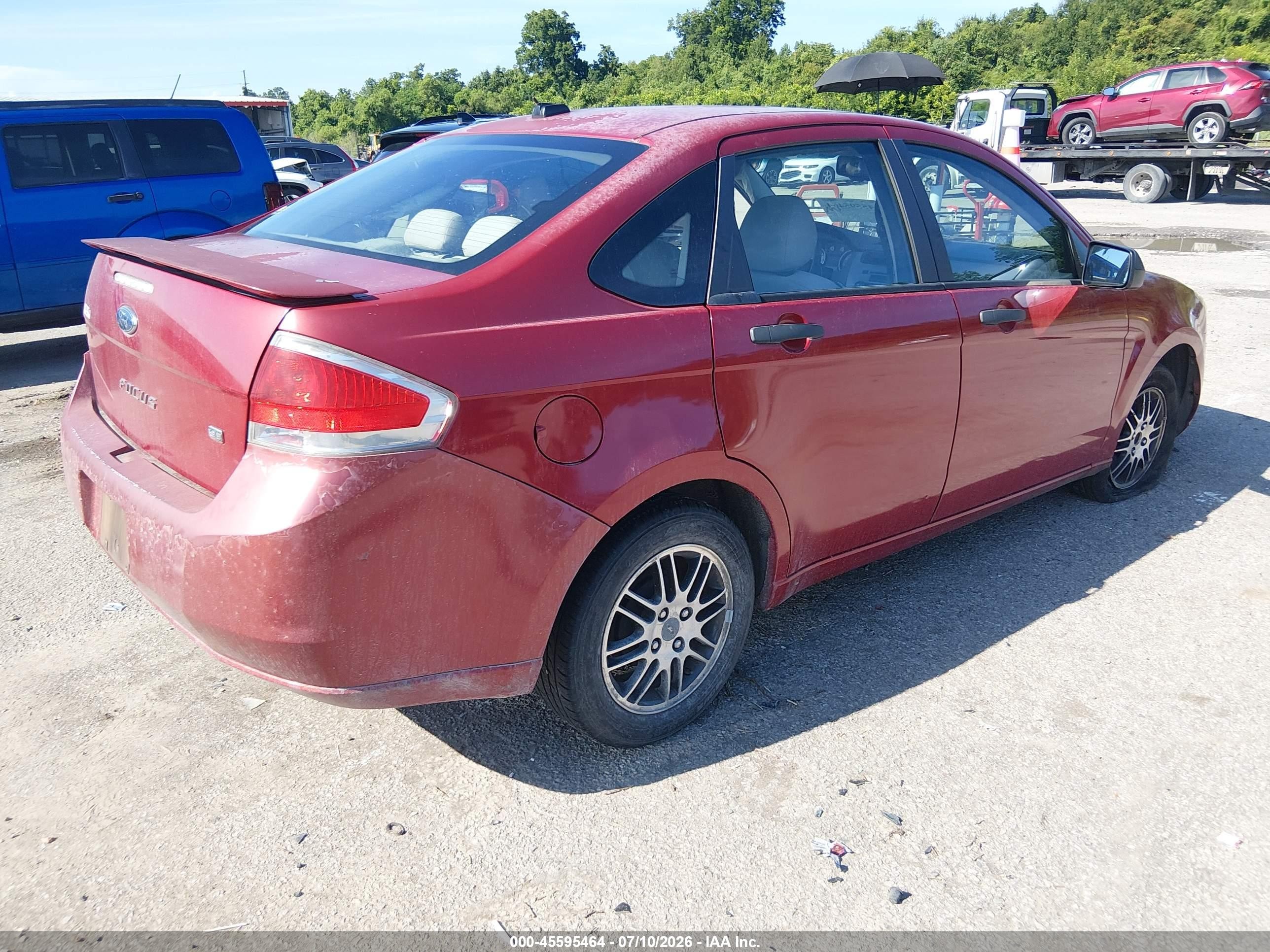 2010 Ford Focus Se Red vin: 1FAHP3FN0AW115799