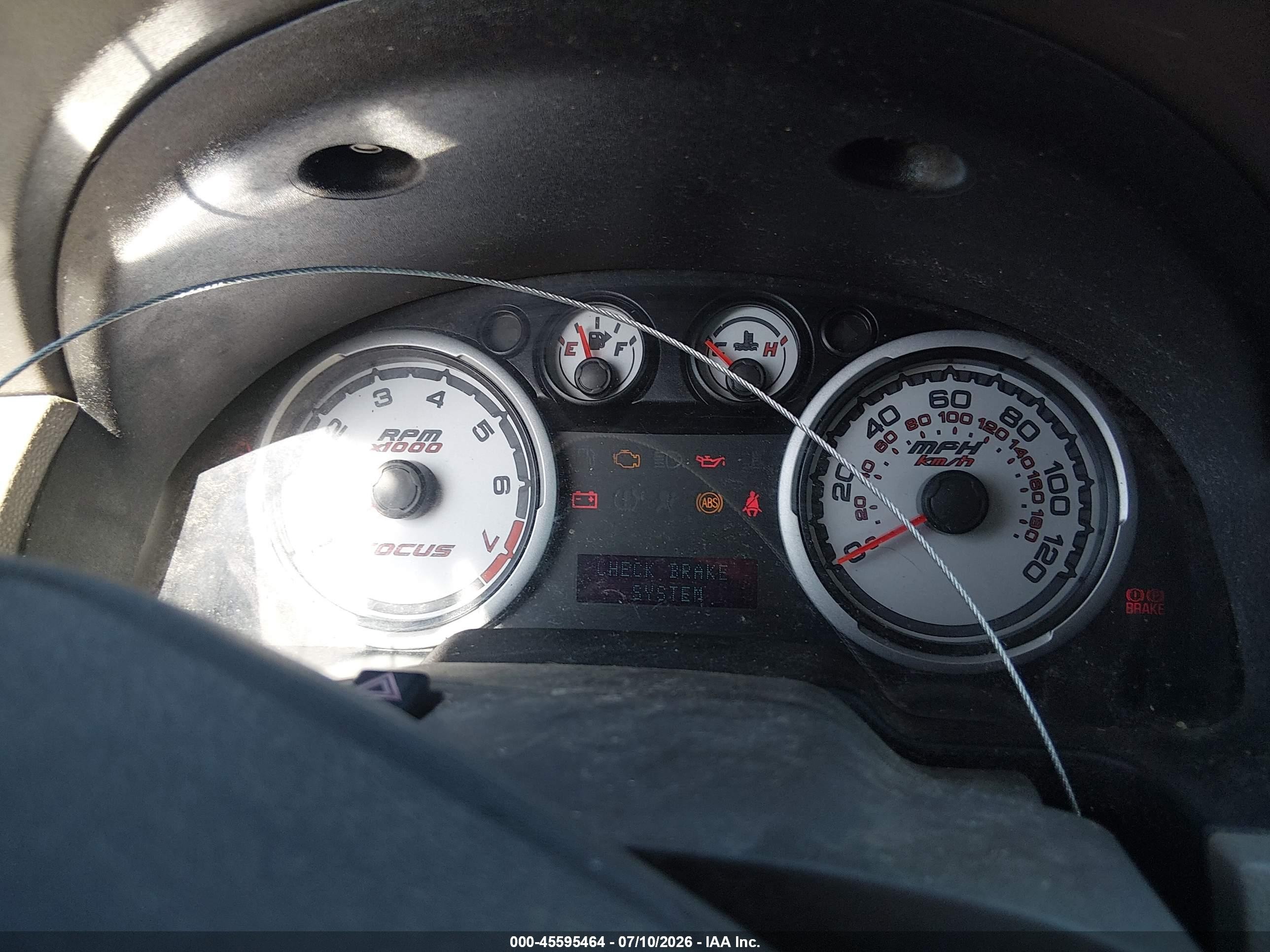 2010 Ford Focus Se Red vin: 1FAHP3FN0AW115799