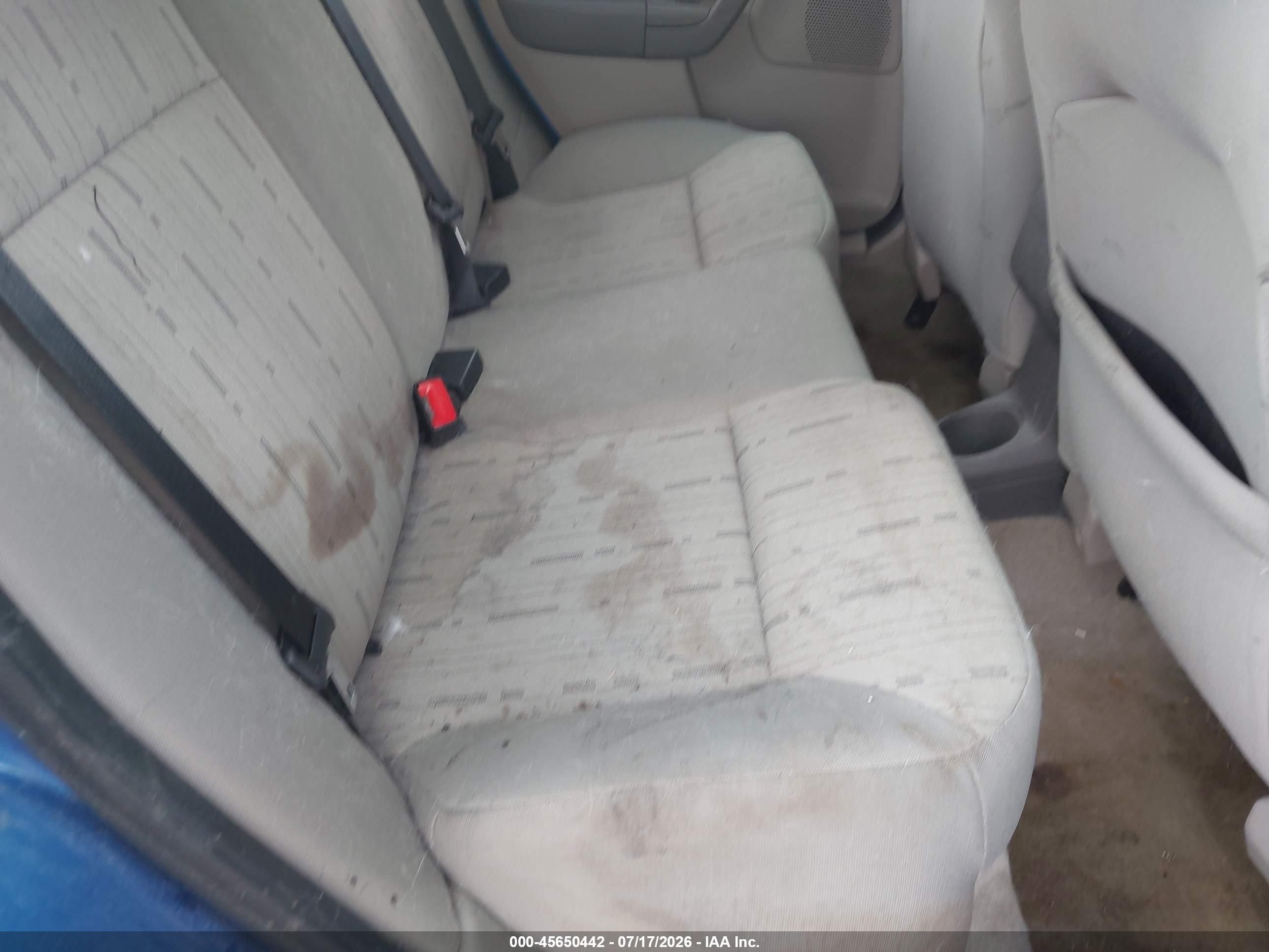 2010 Ford Focus Se Синий vin: 1FAHP3FN0AW116015
