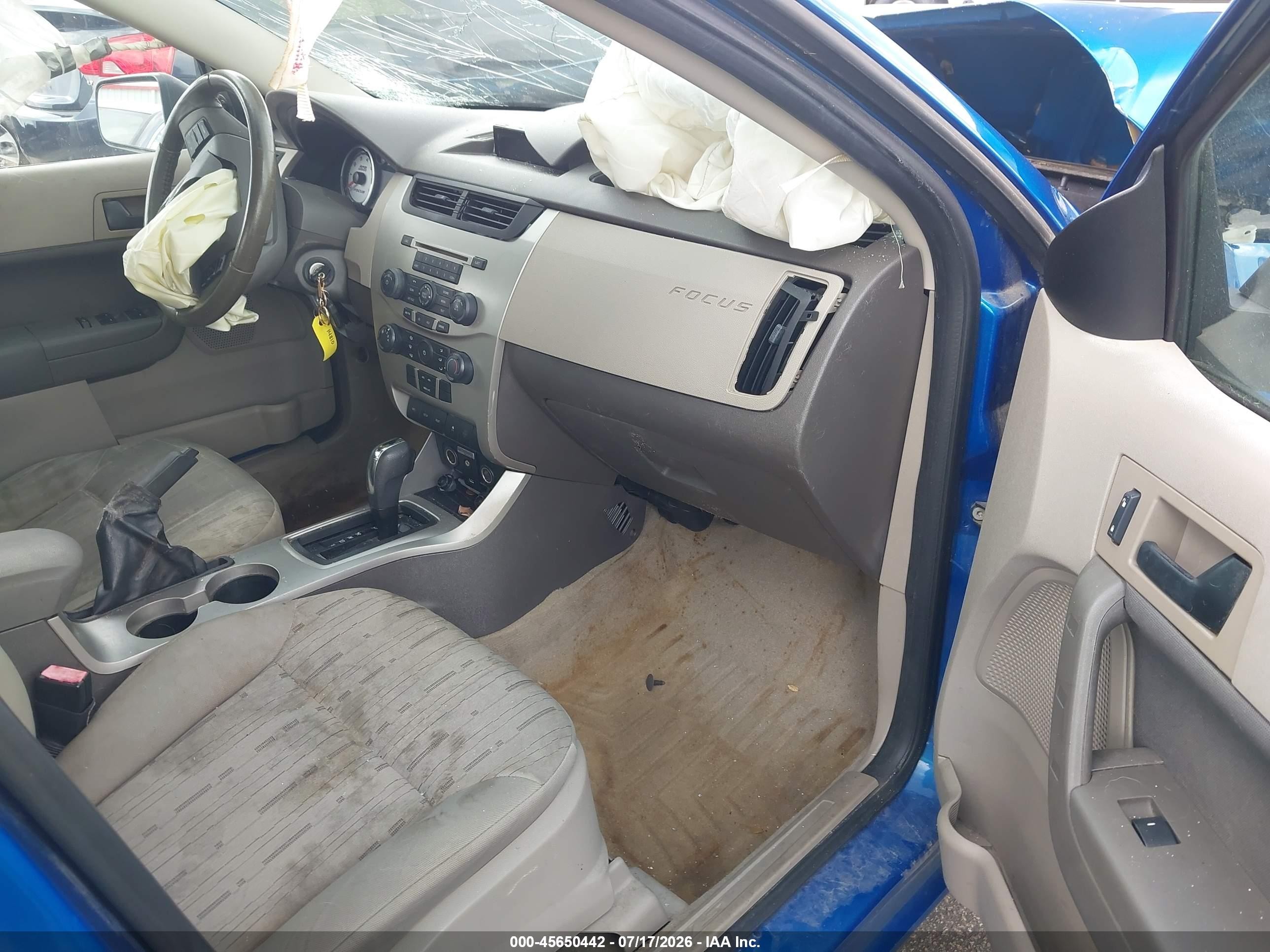 2010 Ford Focus Se Синий vin: 1FAHP3FN0AW116015