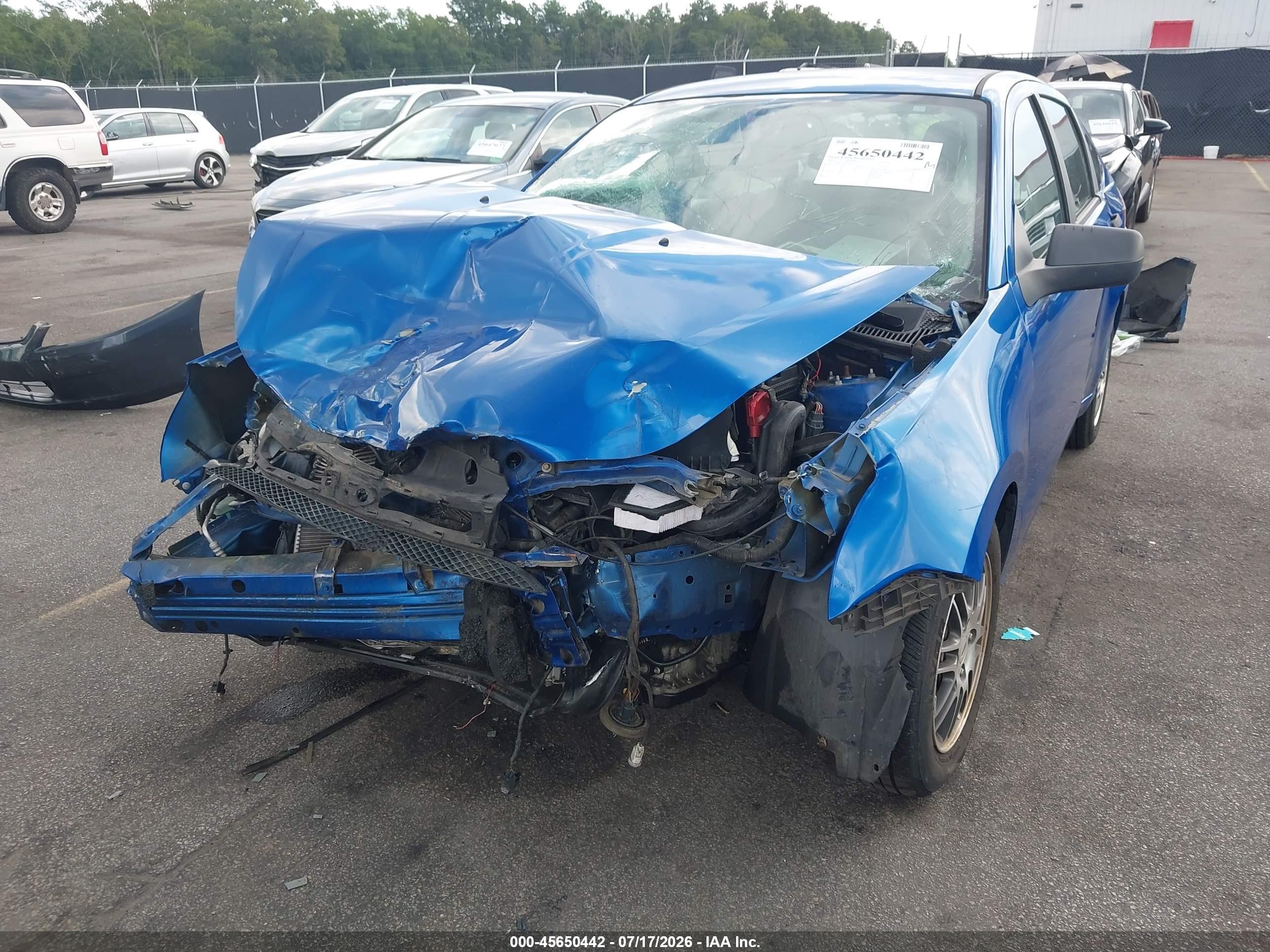2010 Ford Focus Se Синий vin: 1FAHP3FN0AW116015