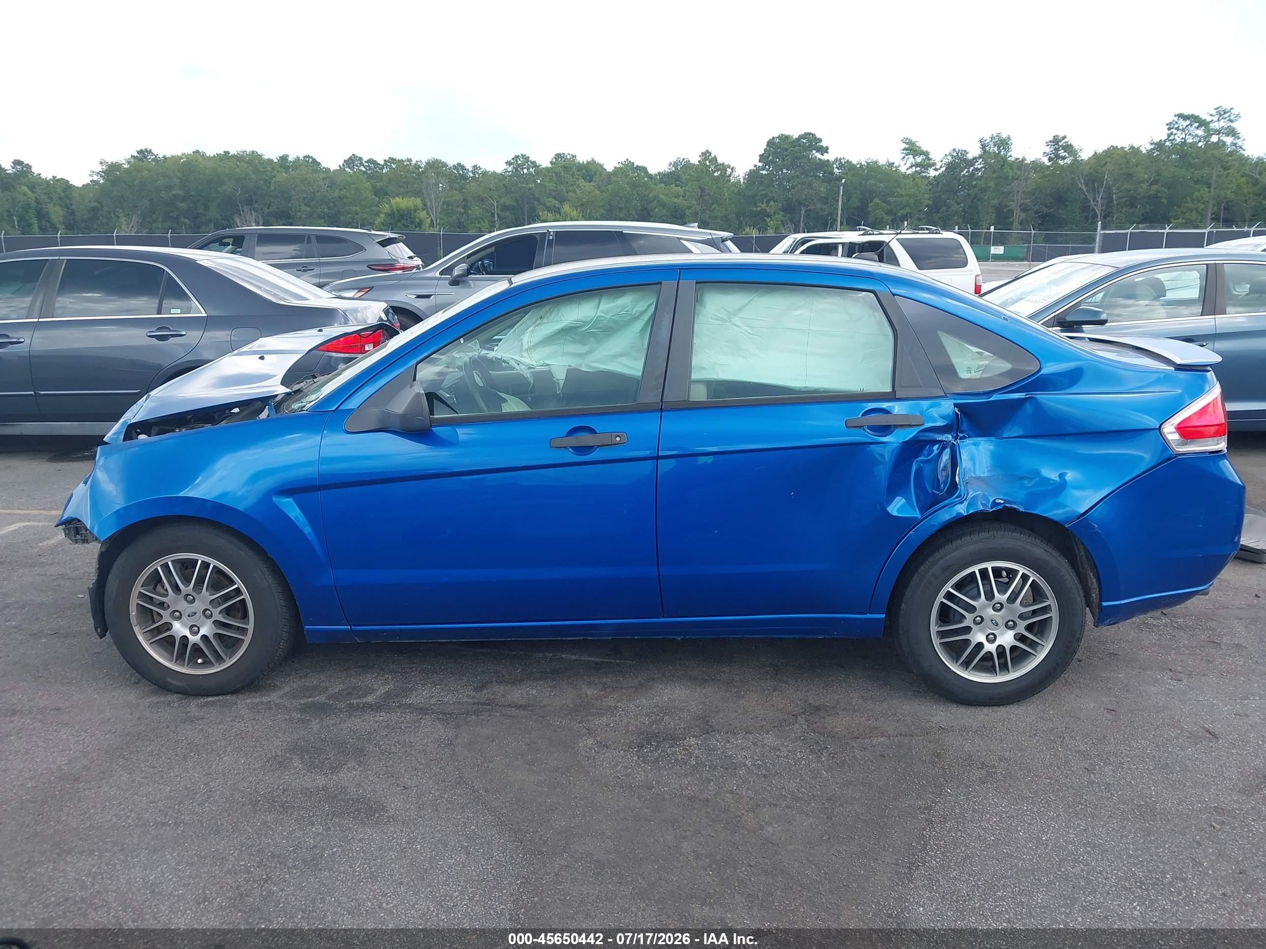 2010 Ford Focus Se Синий vin: 1FAHP3FN0AW116015