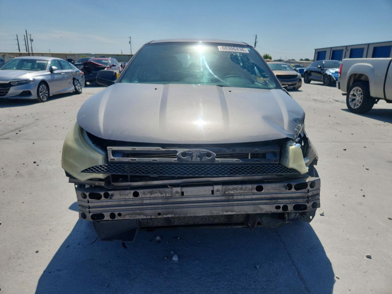 2010 Ford Focus Se Угольный vin: 1FAHP3FN0AW117617