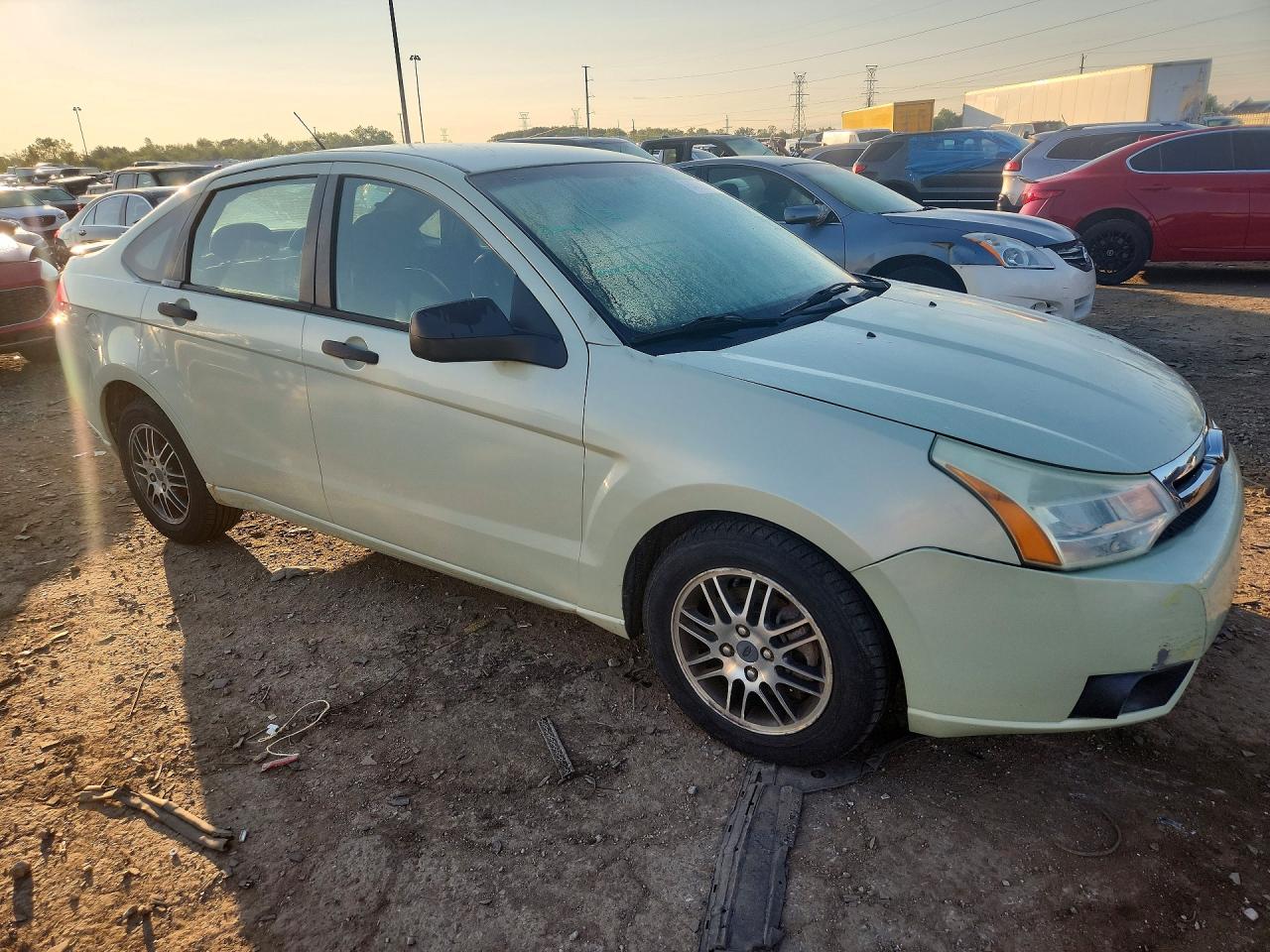 2010 Ford Focus Se Зеленый vin: 1FAHP3FN0AW139892