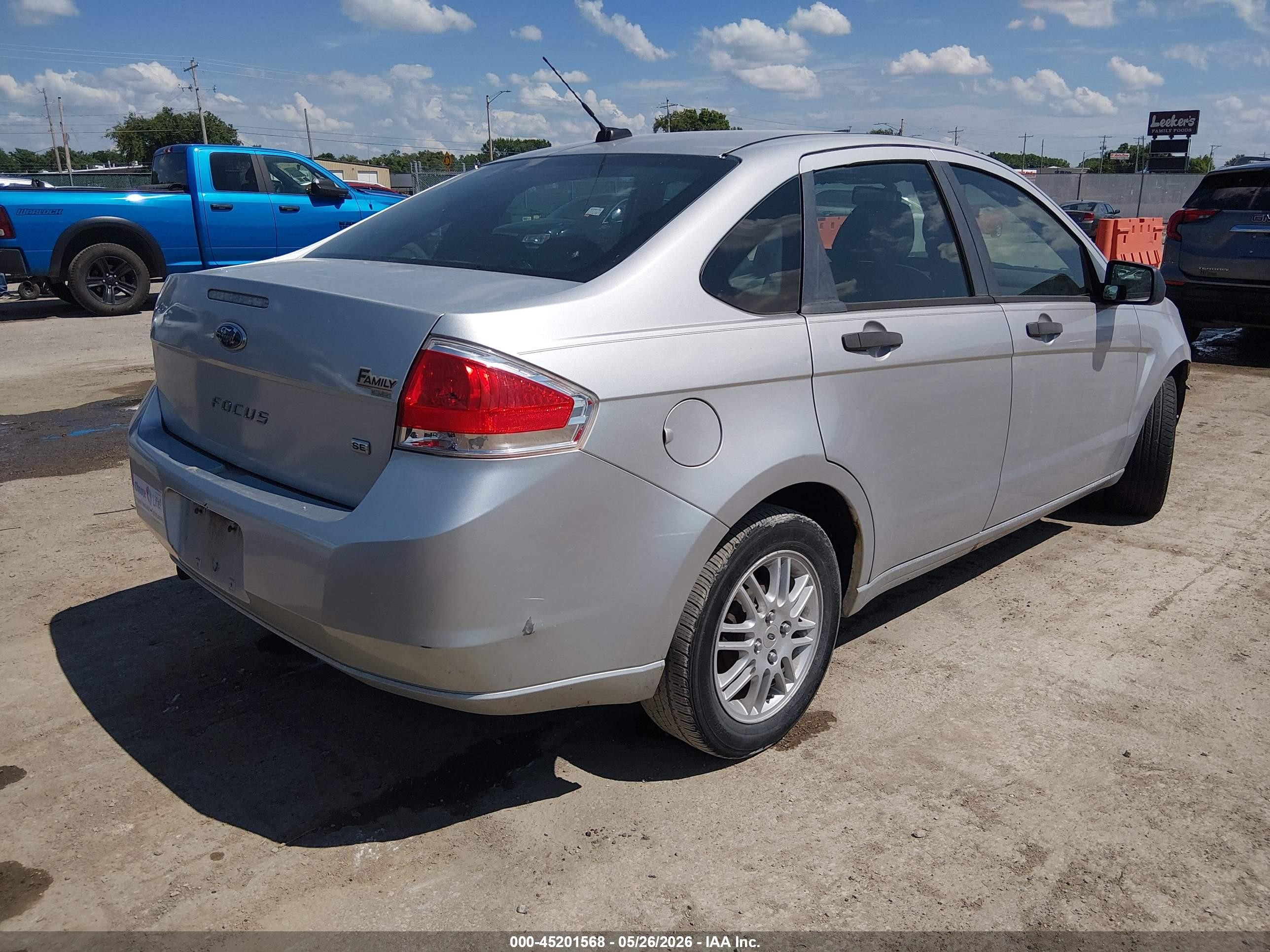 2010 Ford Focus Se Серый vin: 1FAHP3FN0AW168437