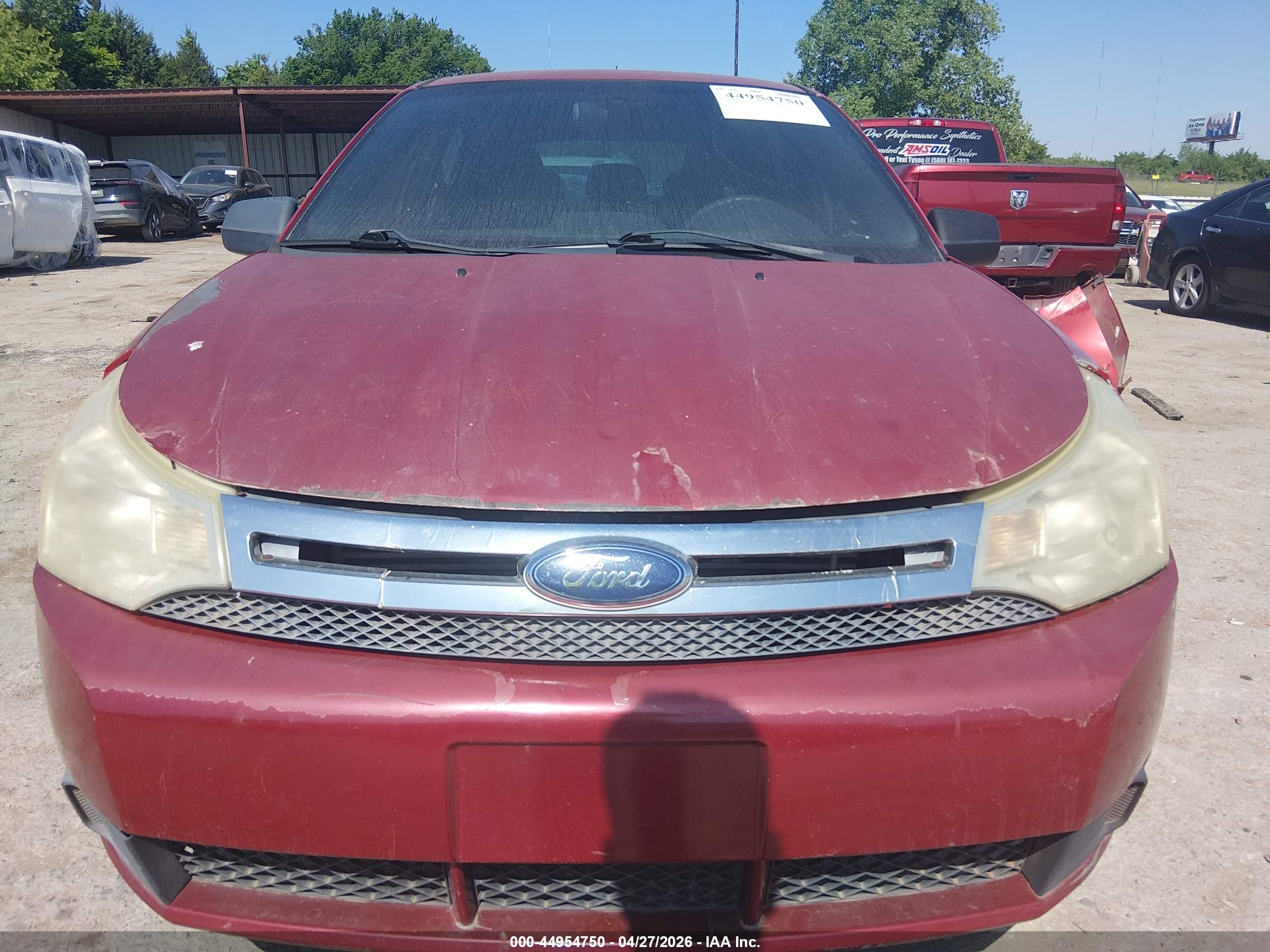 2010 Ford Focus Se Red vin: 1FAHP3FN0AW173637
