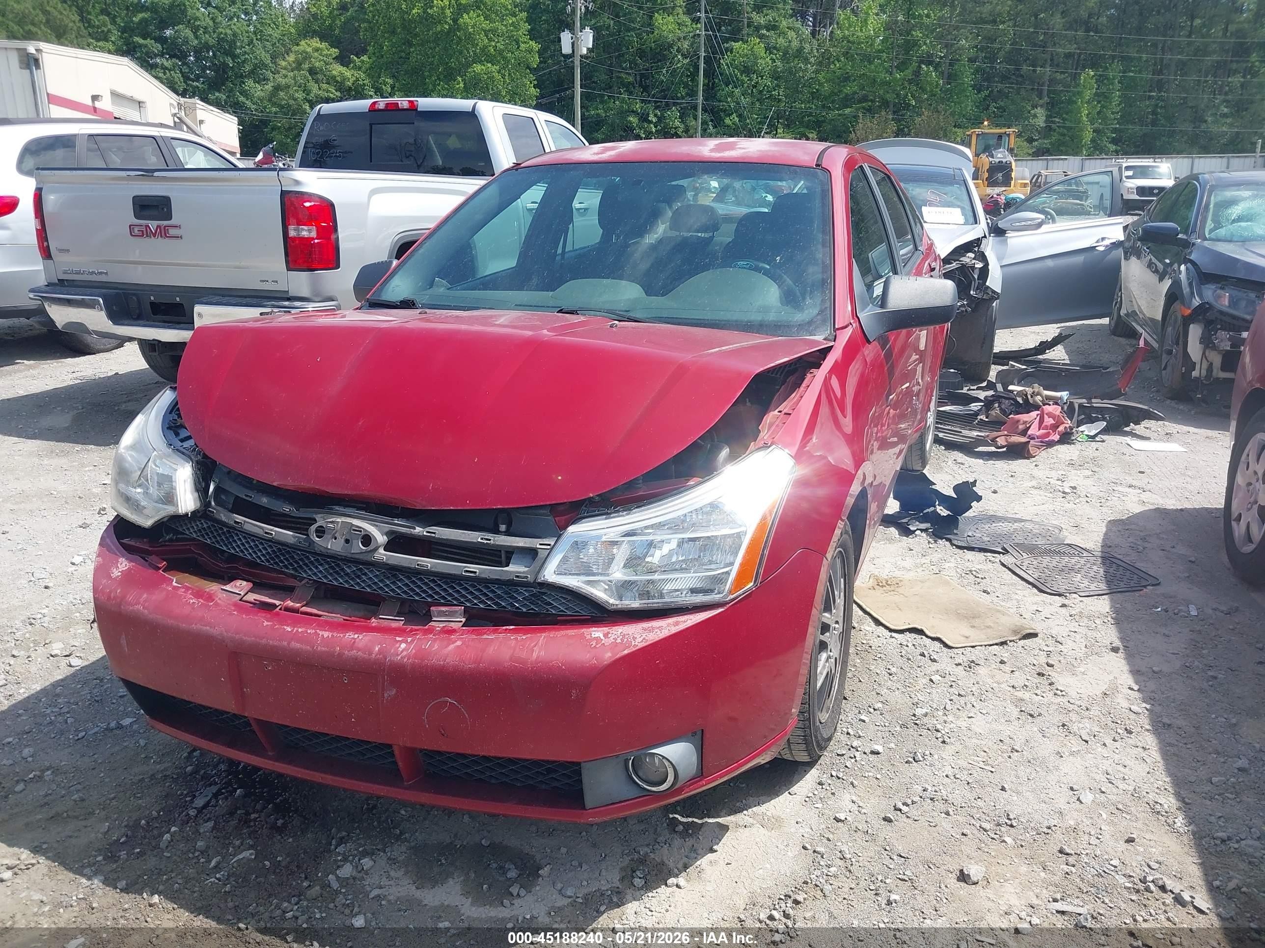 2010 Ford Focus Se Red vin: 1FAHP3FN0AW213389