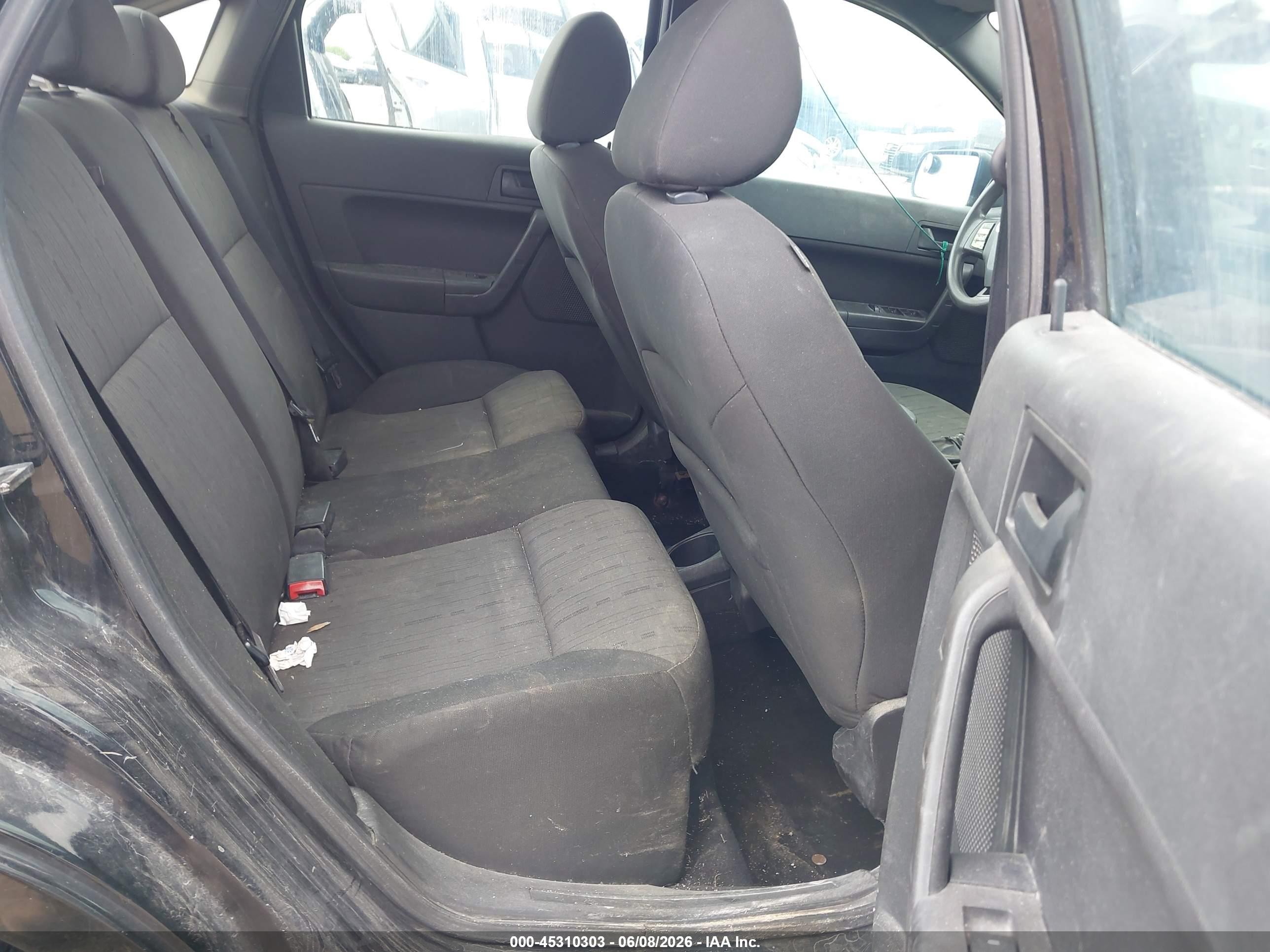 2010 Ford Focus Se Black vin: 1FAHP3FN0AW218866