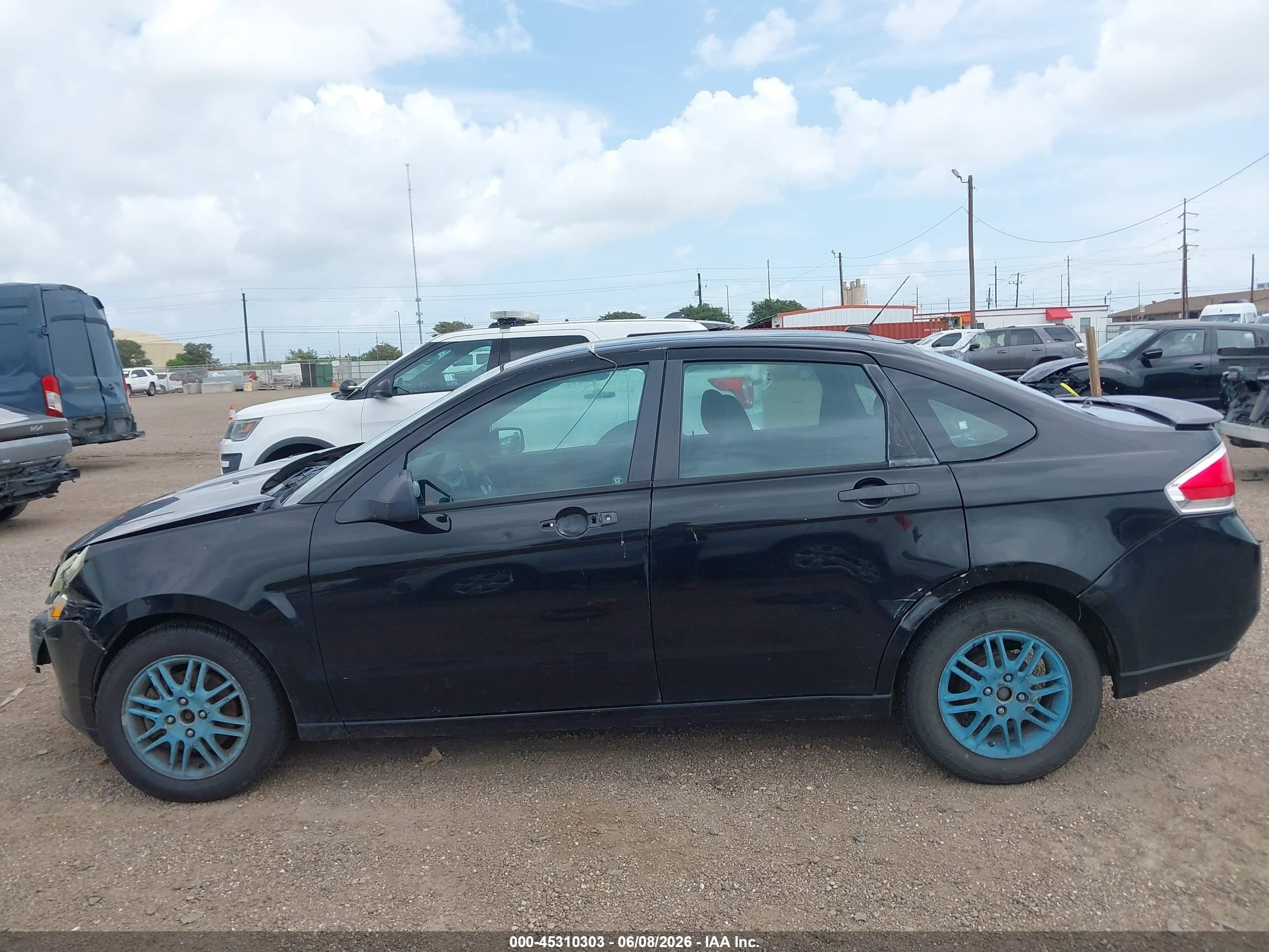 2010 Ford Focus Se Black vin: 1FAHP3FN0AW218866