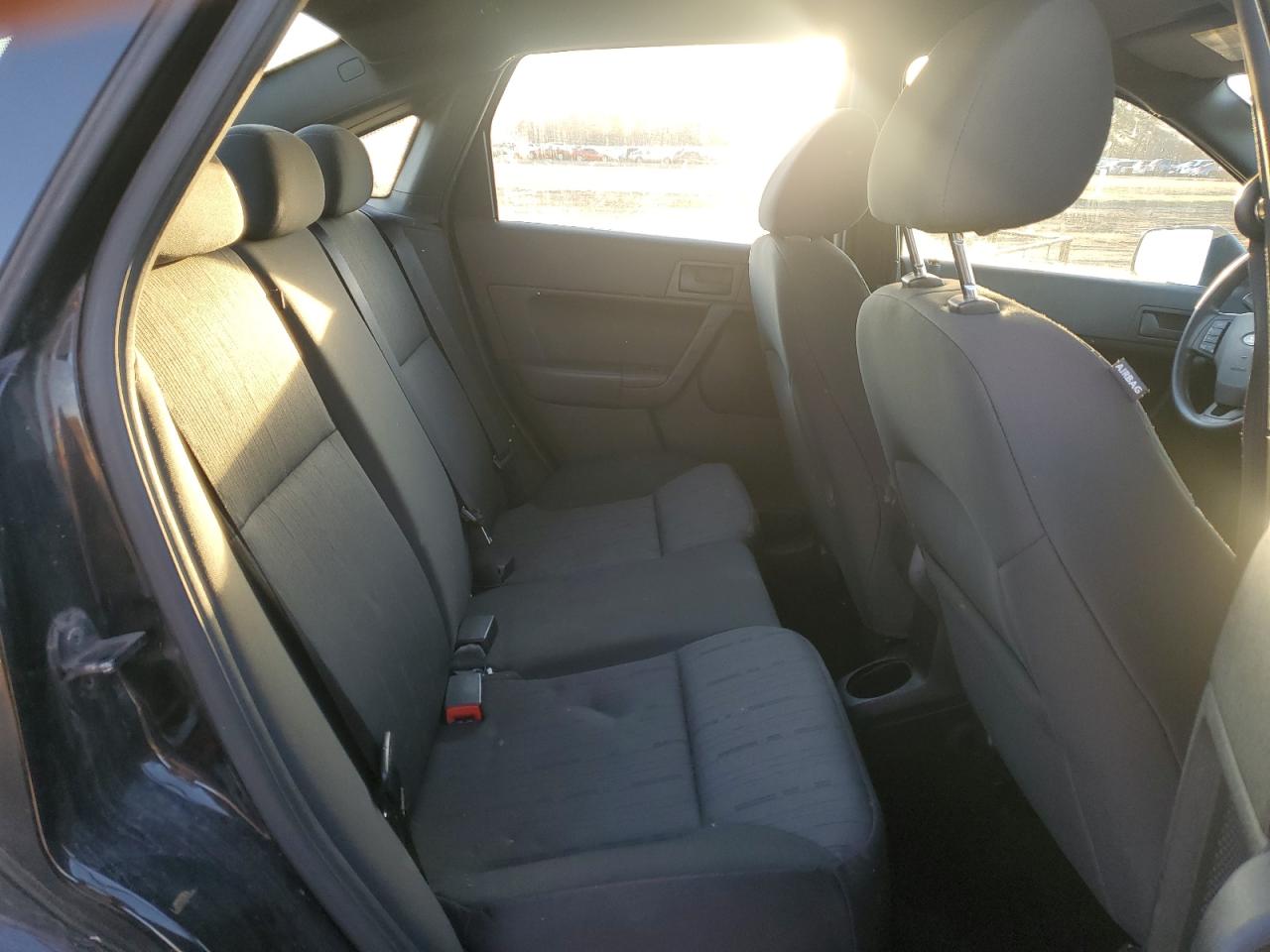 2010 Ford Focus Se Black vin: 1FAHP3FN0AW240222