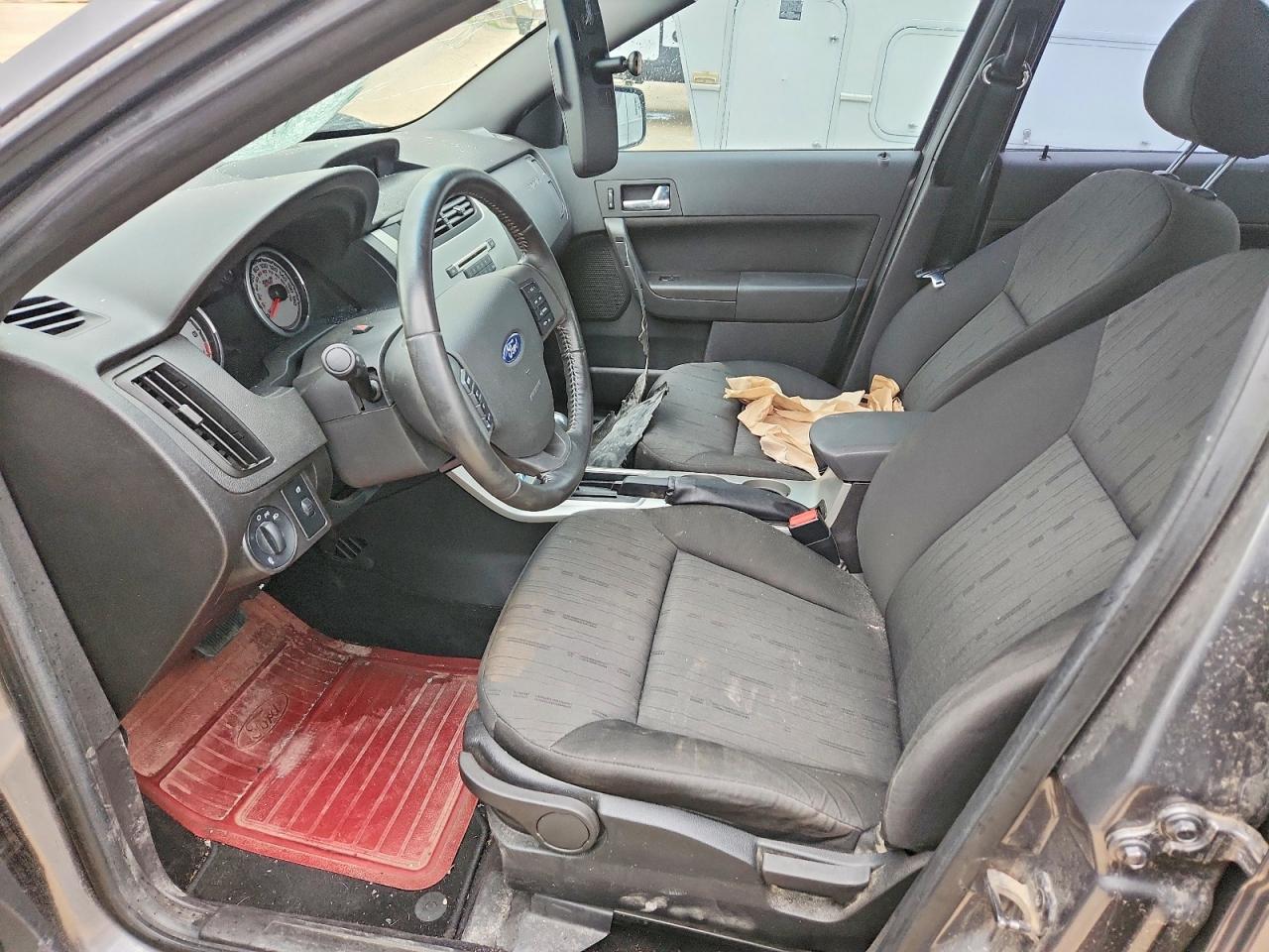 2010 Ford Focus Se Gray vin: 1FAHP3FN0AW240687