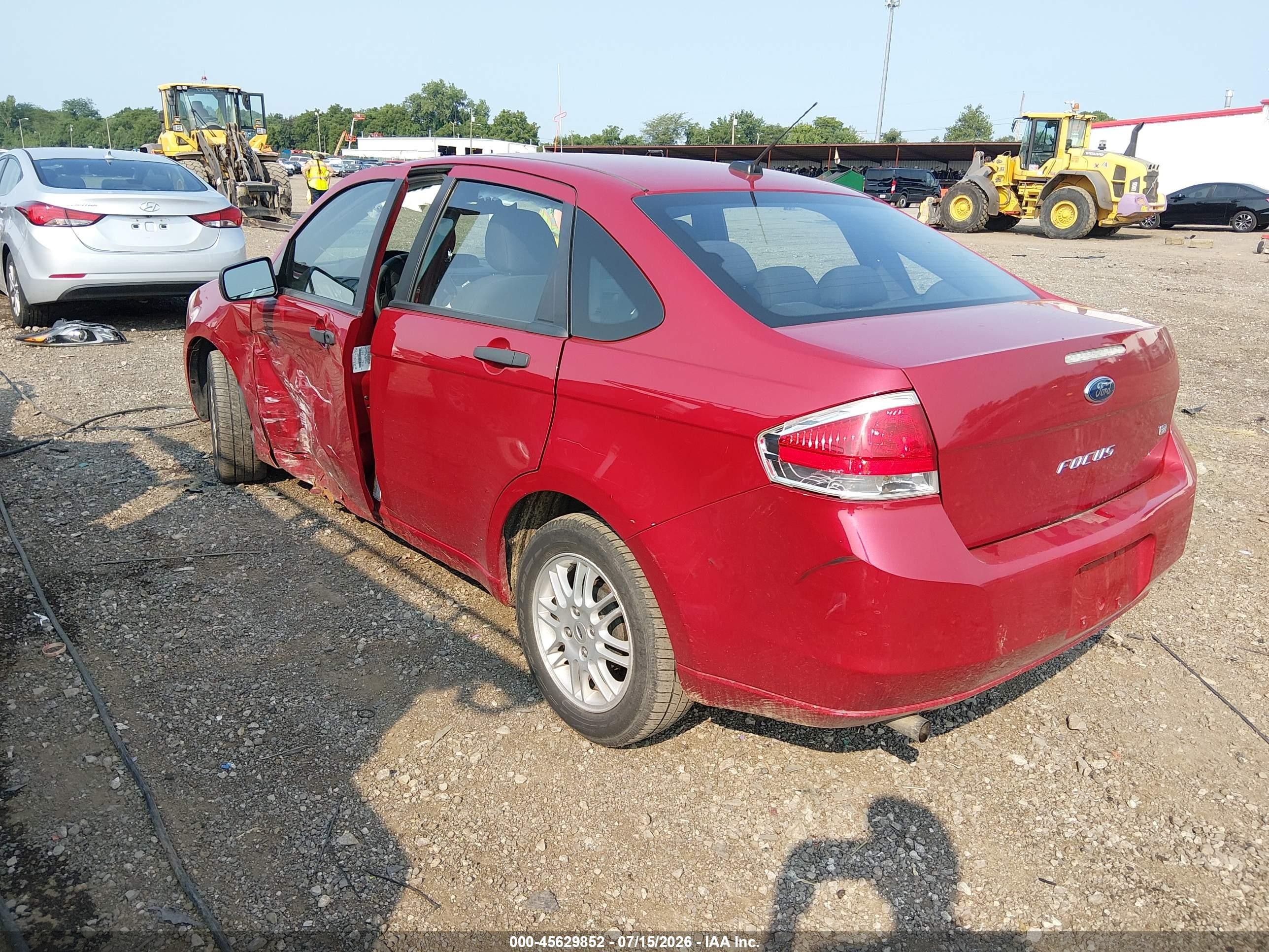 2010 Ford Focus Se Red vin: 1FAHP3FN0AW278212