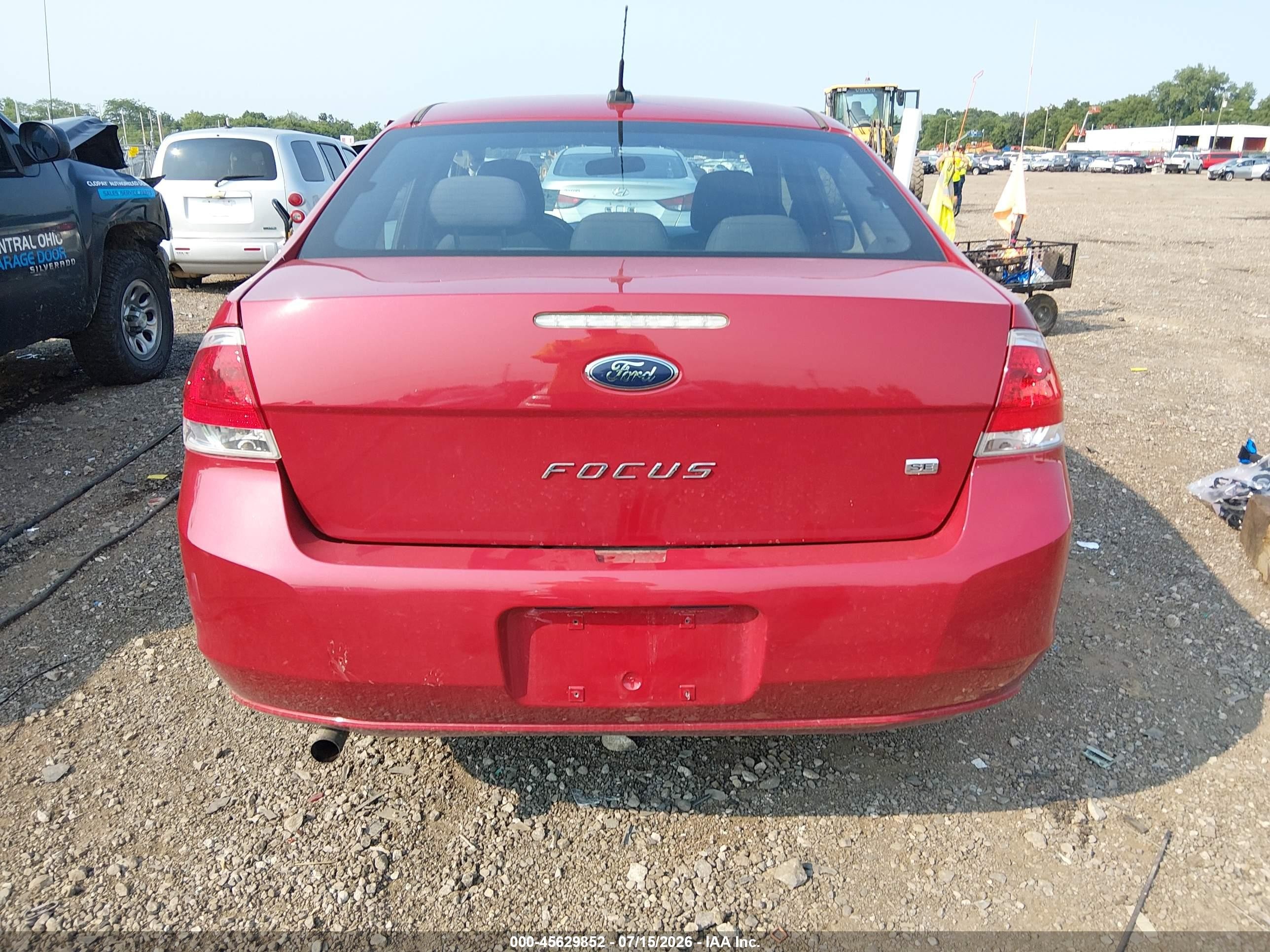 2010 Ford Focus Se Red vin: 1FAHP3FN0AW278212
