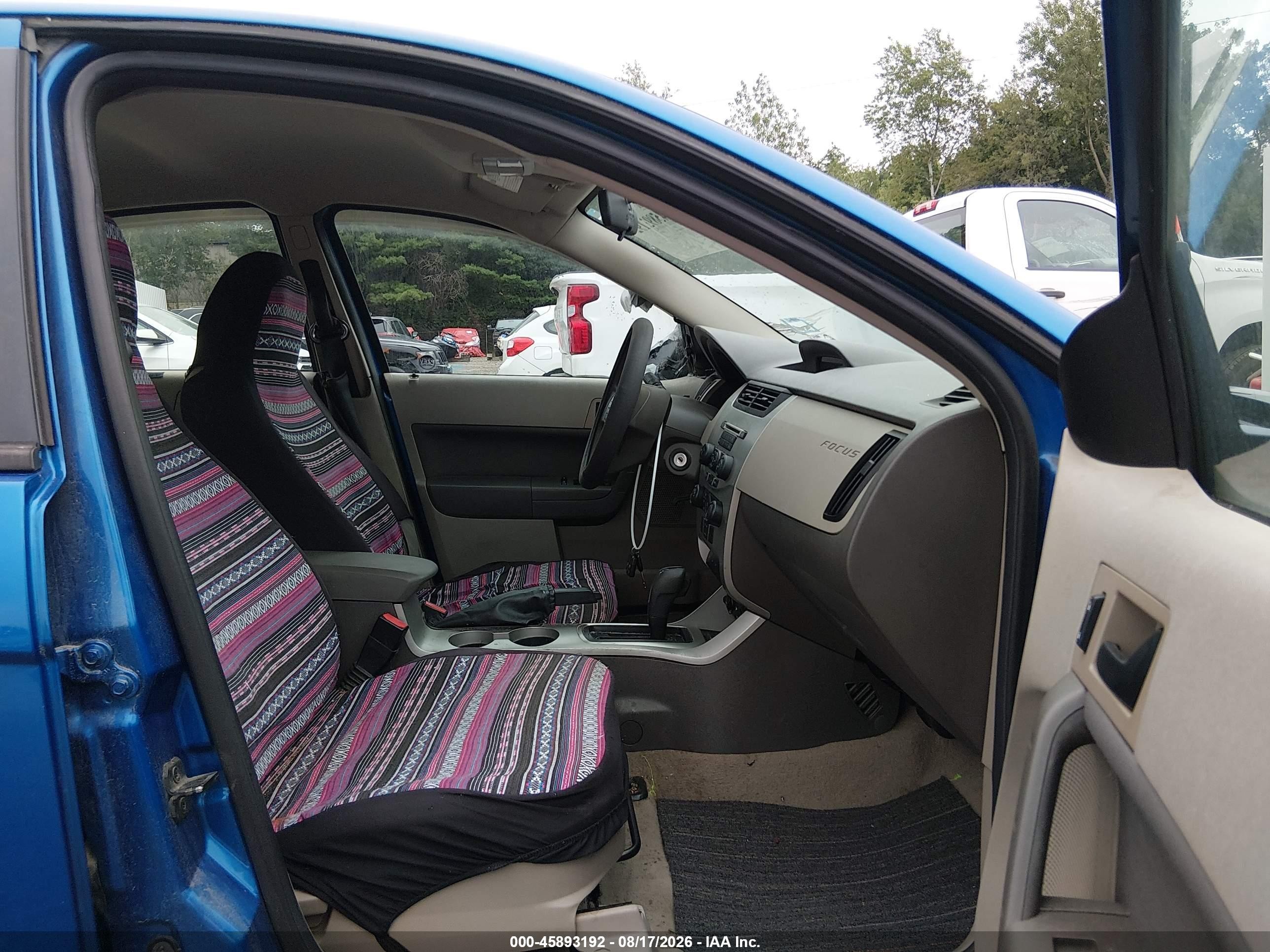 2010 Ford Focus Se Синий vin: 1FAHP3FN0AW298265