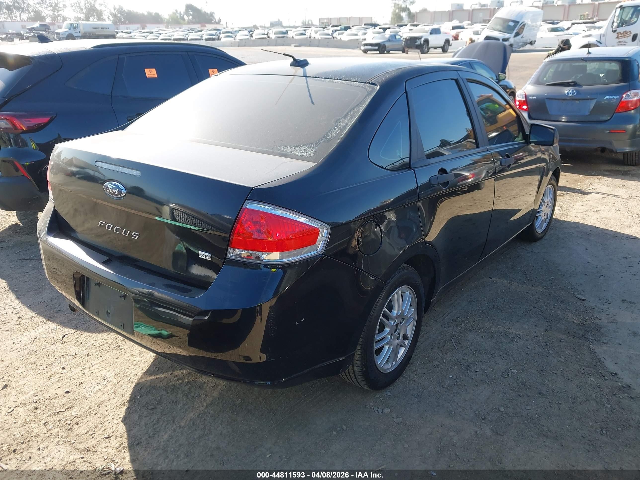 2010 Ford Focus Se Black vin: 1FAHP3FN0AW299206