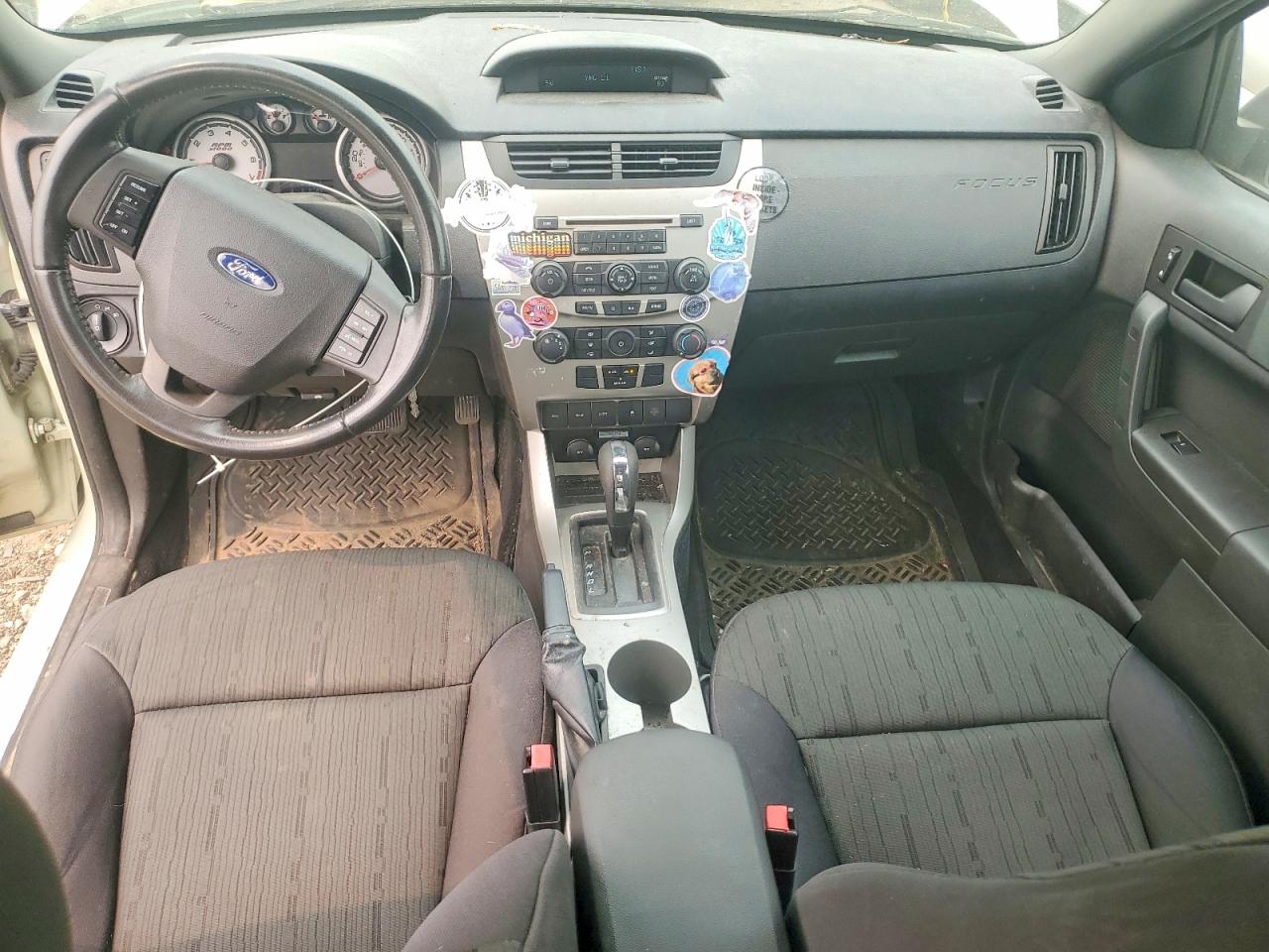 2011 Ford Focus Se Green vin: 1FAHP3FN0BW129560