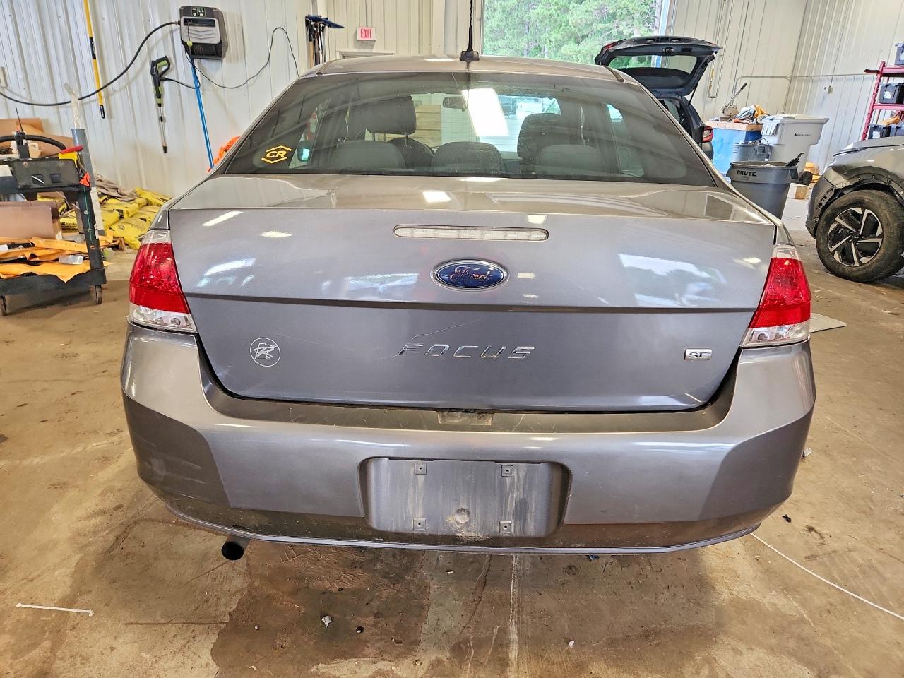 2011 Ford Focus Se Gray vin: 1FAHP3FN0BW149582
