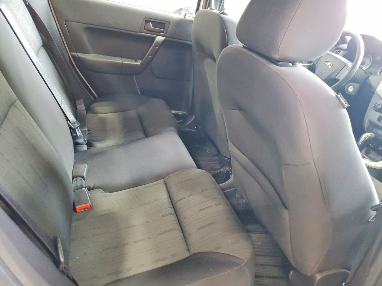 2011 Ford Focus Se White vin: 1FAHP3FN0BW198281