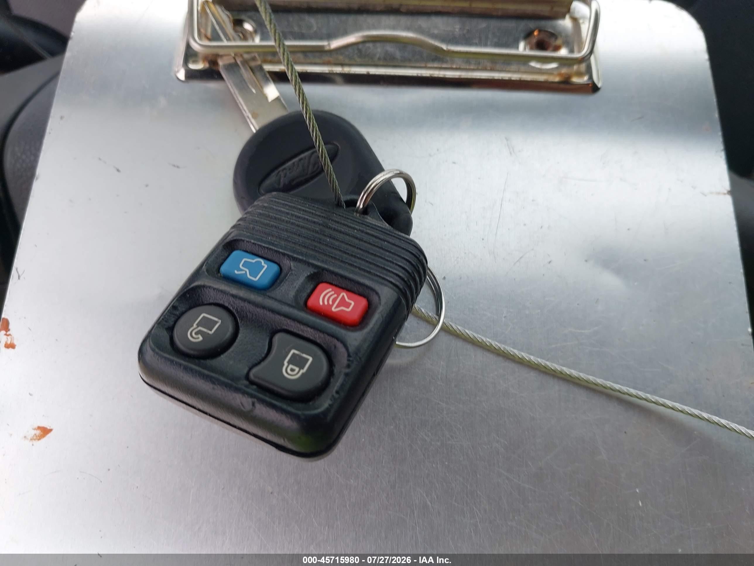 2011 Ford Focus Se Серебряный vin: 1FAHP3FN0BW201177