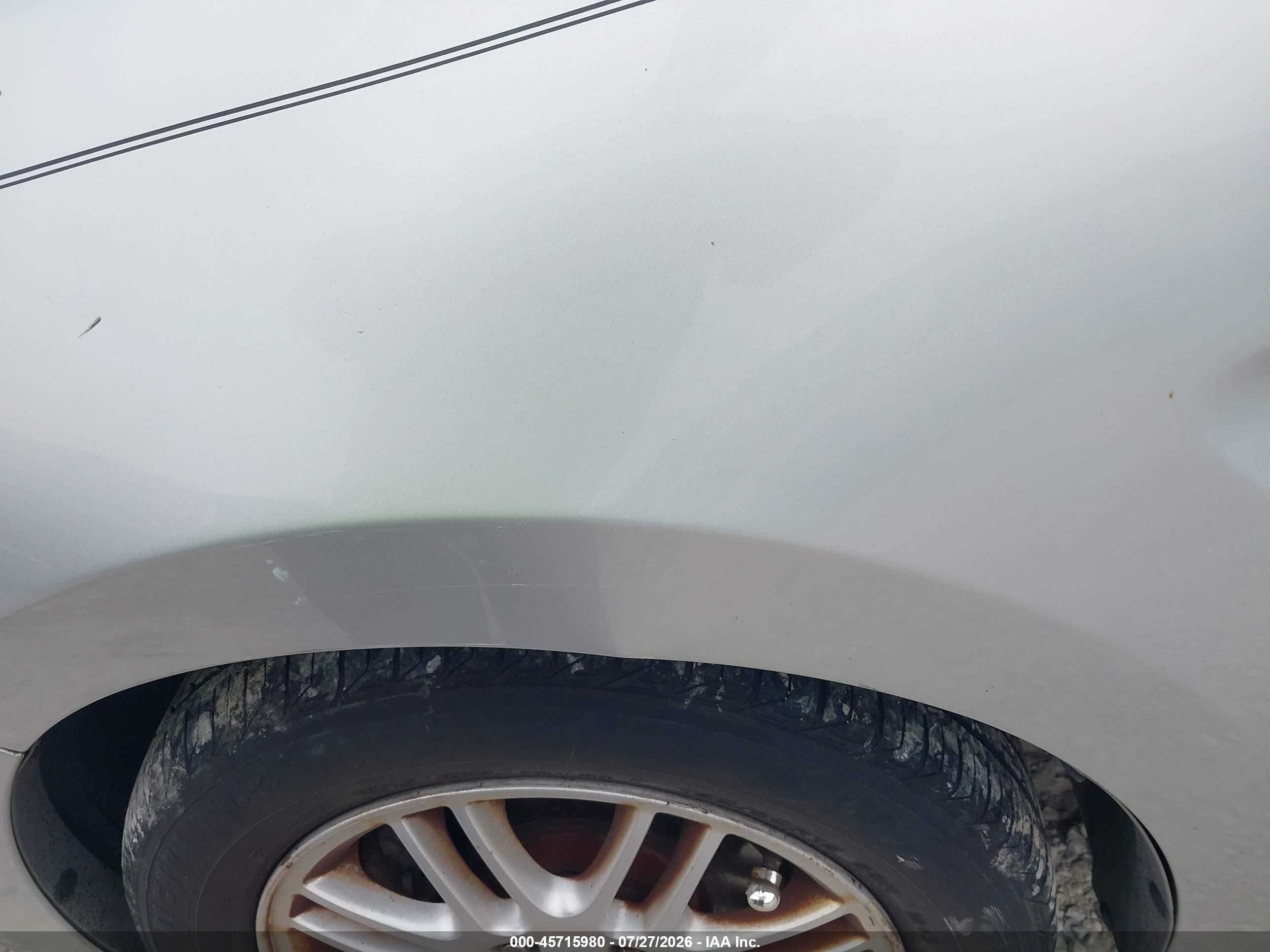 2011 Ford Focus Se Серебряный vin: 1FAHP3FN0BW201177