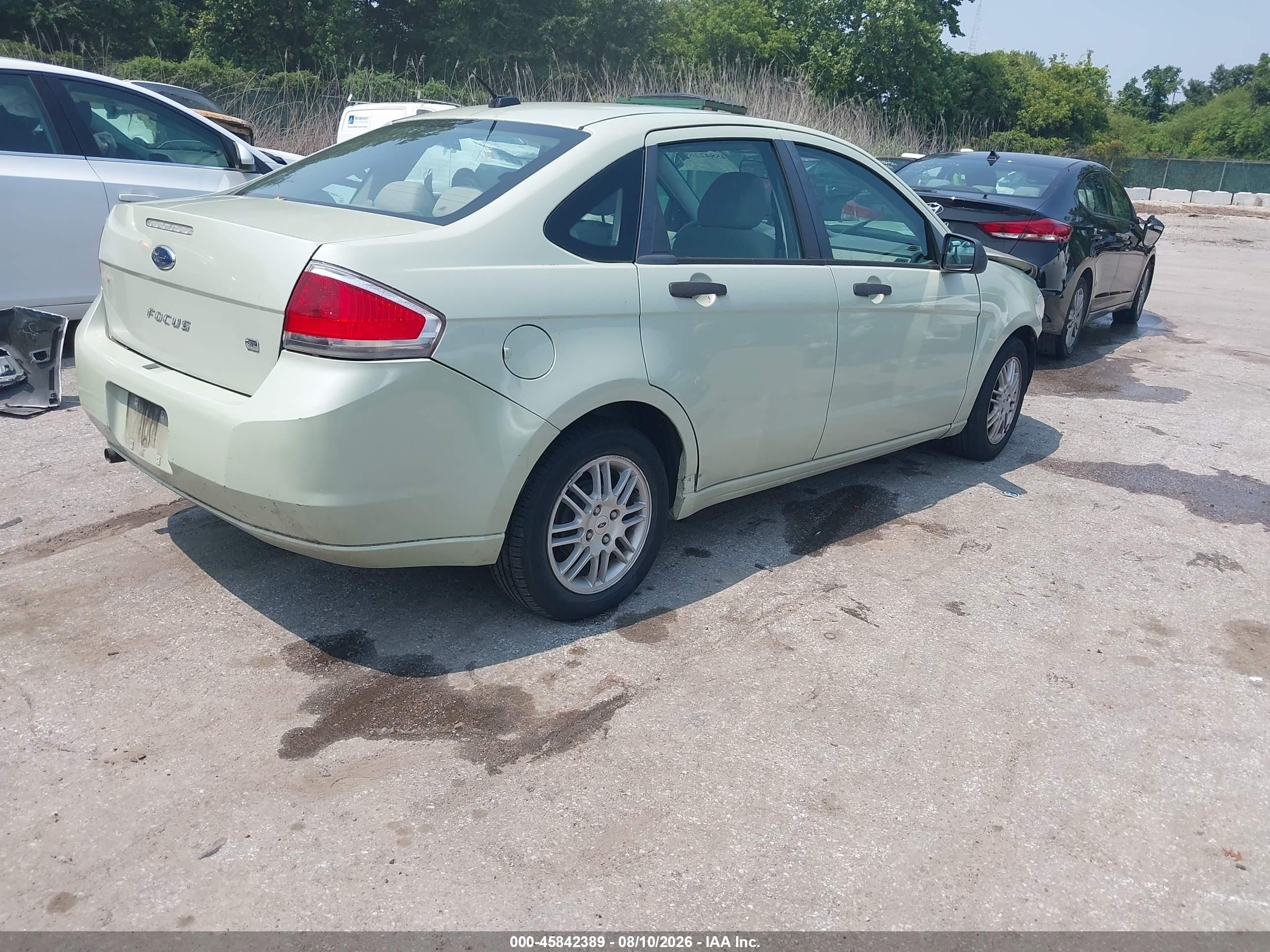 2010 Ford Focus Se Green vin: 1FAHP3FN1AW115312