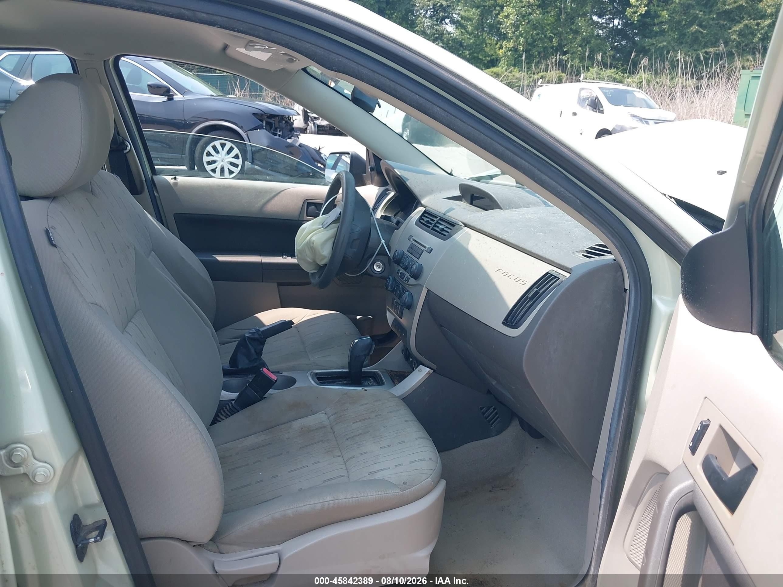 2010 Ford Focus Se Green vin: 1FAHP3FN1AW115312
