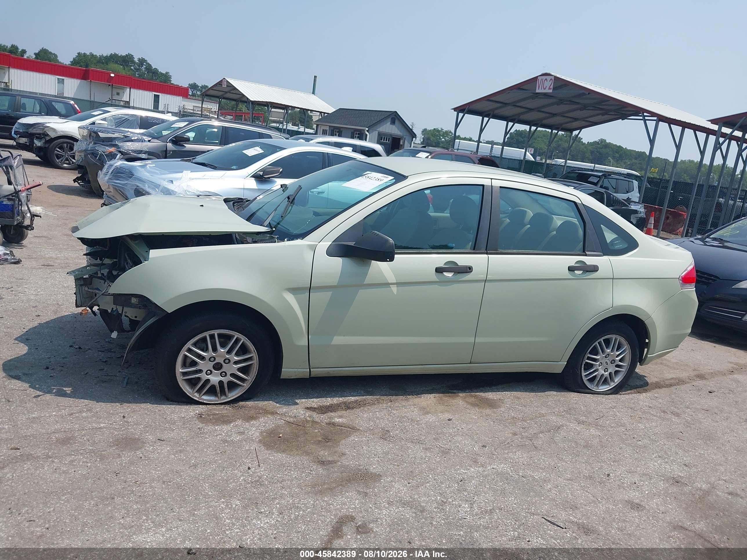 2010 Ford Focus Se Green vin: 1FAHP3FN1AW115312