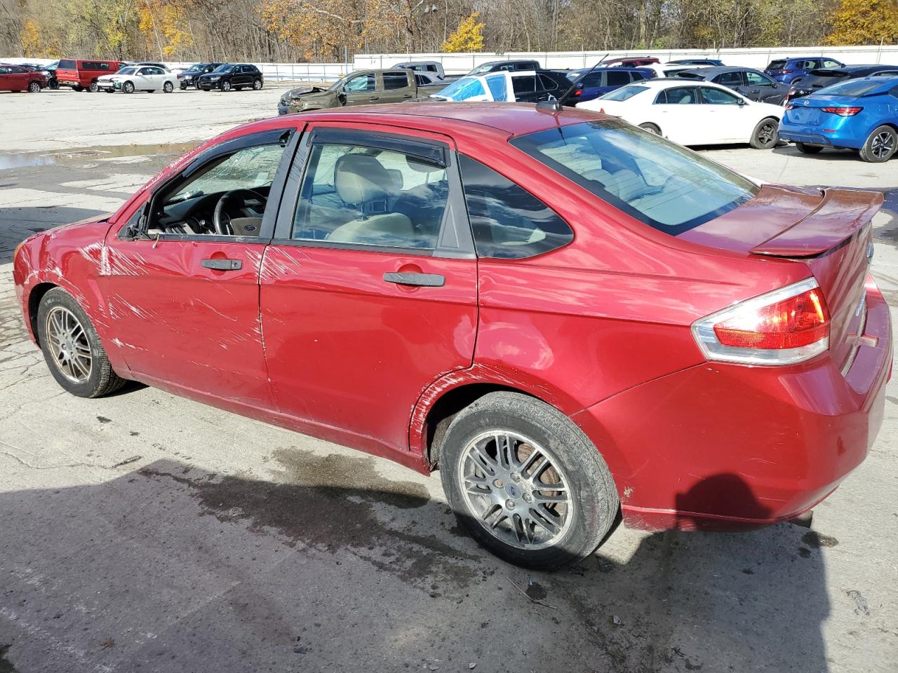 2010 Ford Focus Se Красный vin: 1FAHP3FN1AW131719