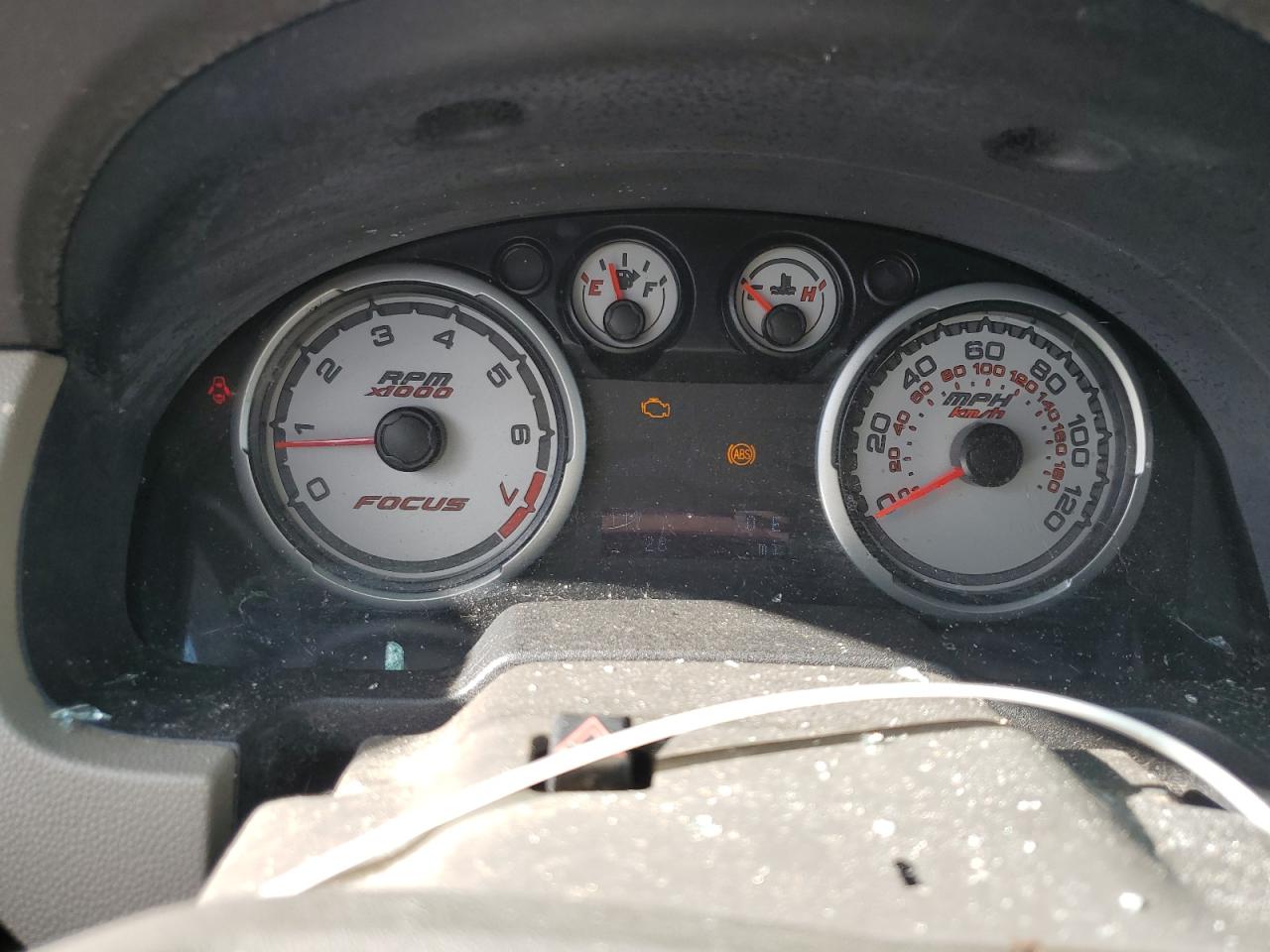 2010 Ford Focus Se Красный vin: 1FAHP3FN1AW131719