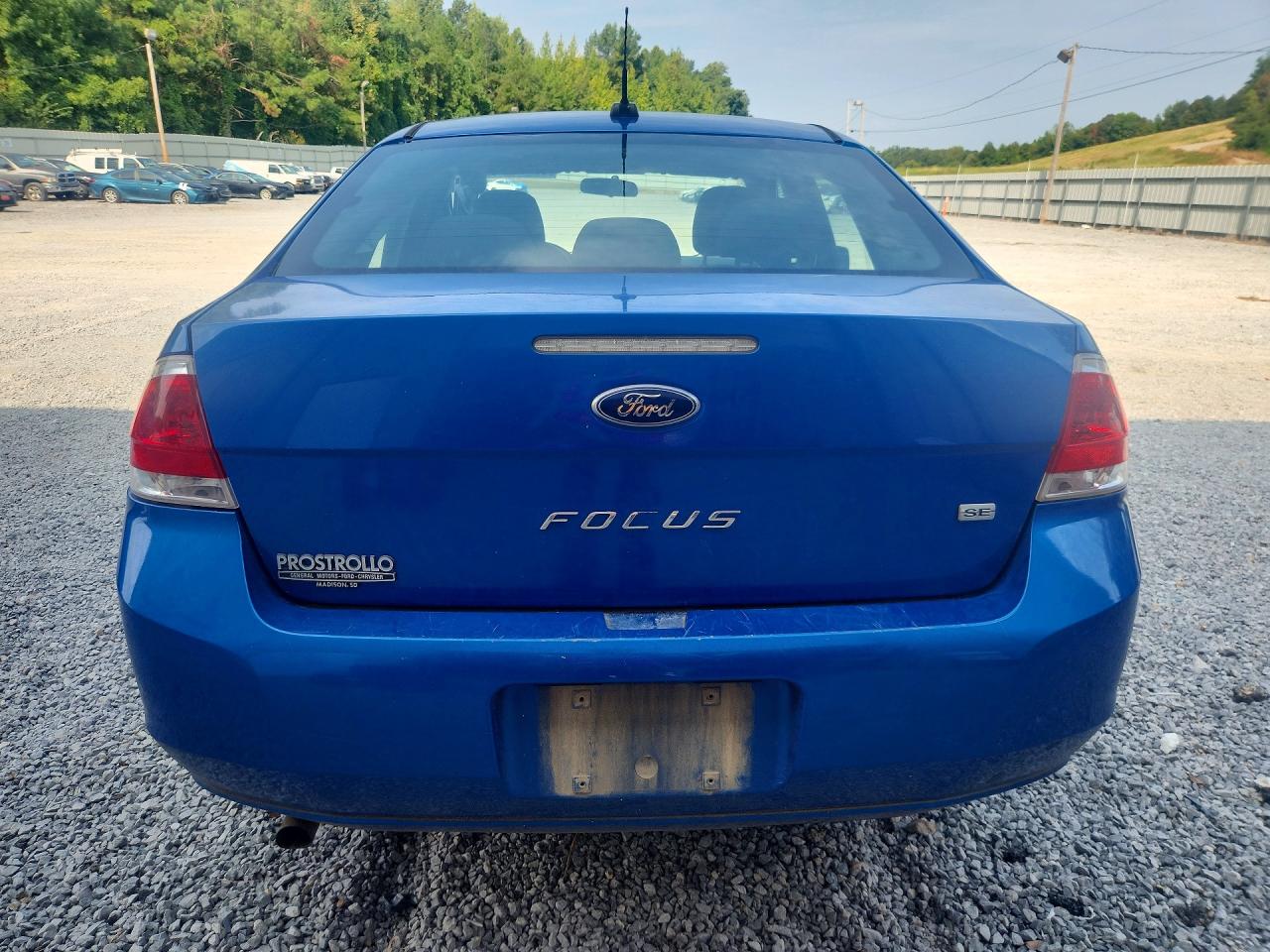 2010 Ford Focus Se Blue vin: 1FAHP3FN1AW201106