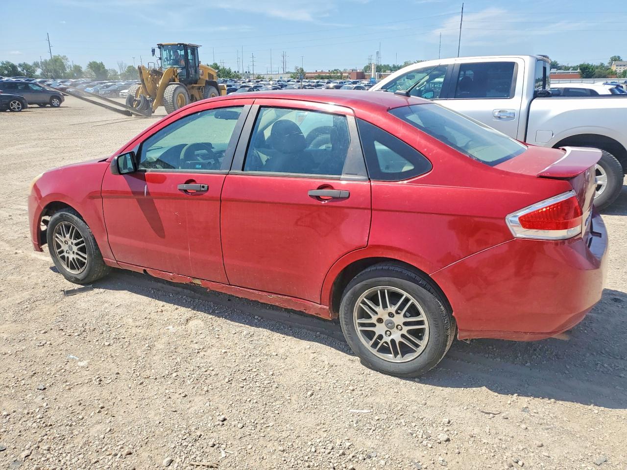 2010 Ford Focus Se Red vin: 1FAHP3FN1AW207245