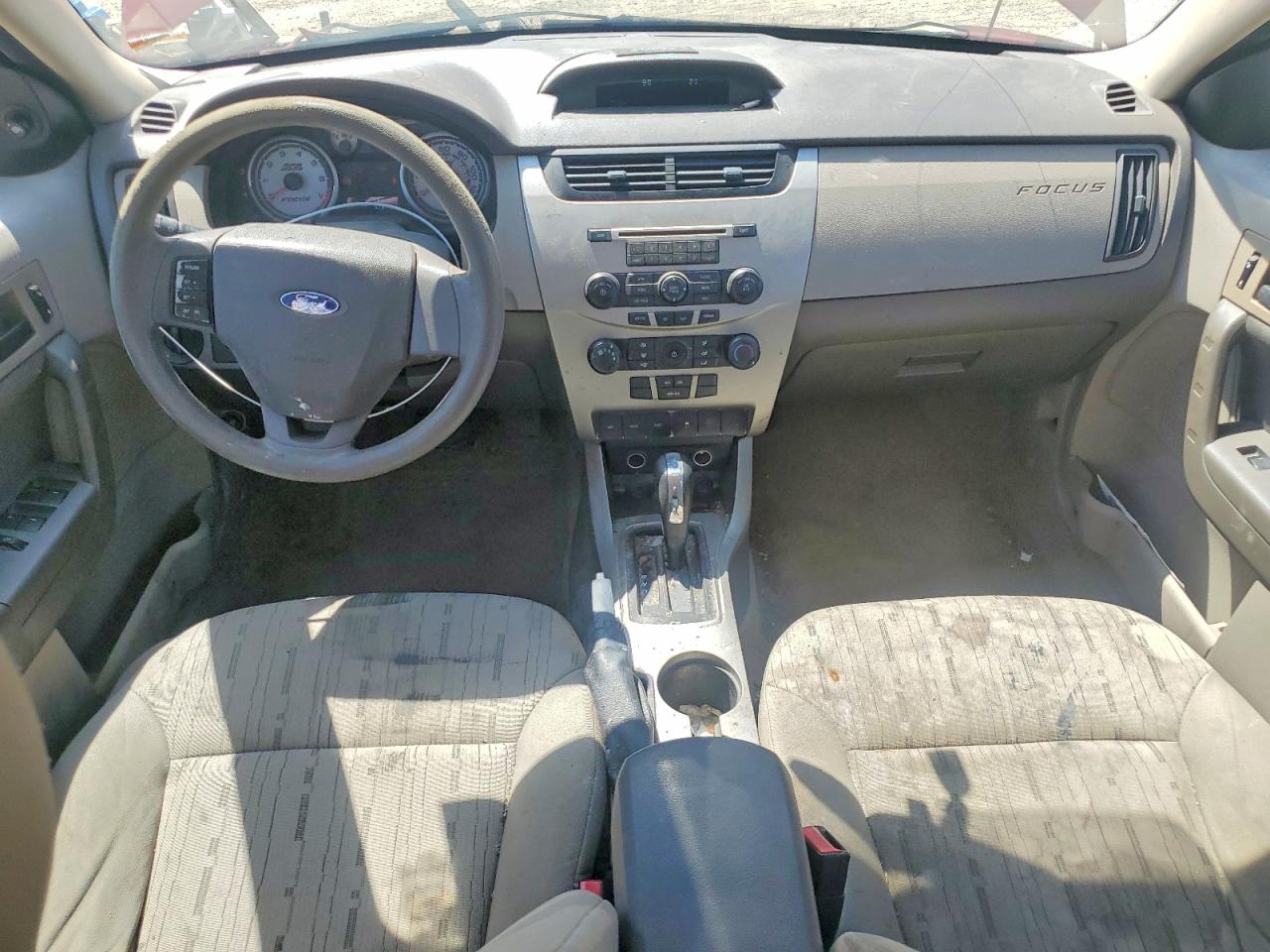 2010 Ford Focus Se Red vin: 1FAHP3FN1AW207245