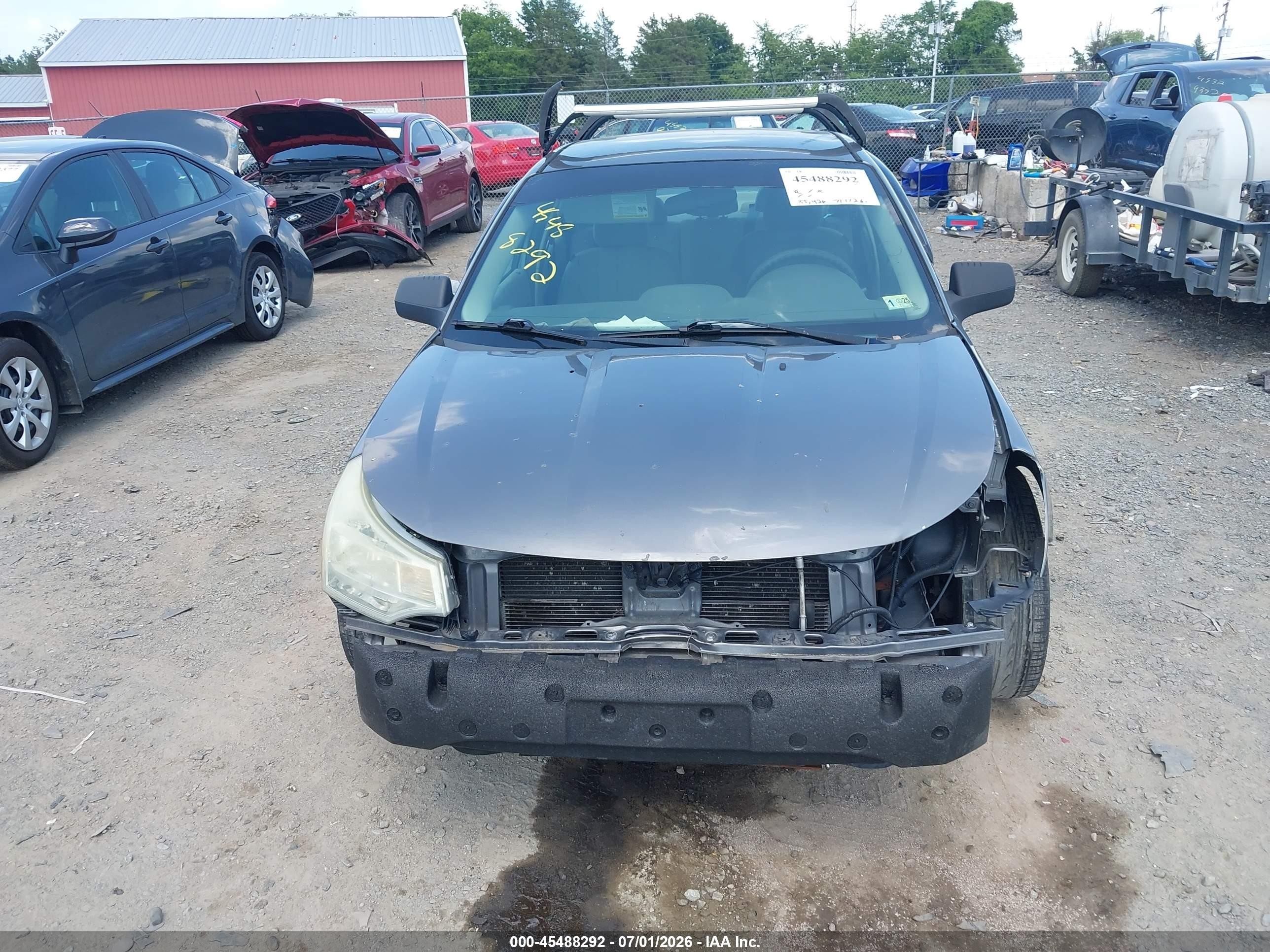 2010 Ford Focus Se Gray vin: 1FAHP3FN1AW211263
