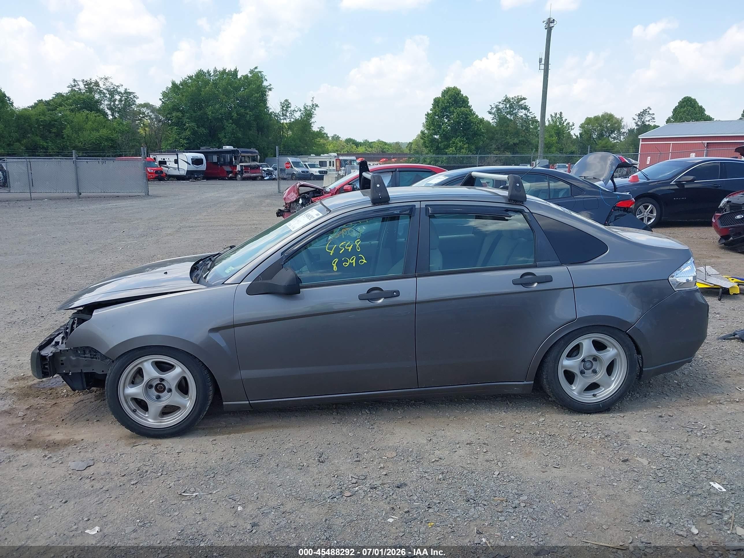2010 Ford Focus Se Gray vin: 1FAHP3FN1AW211263