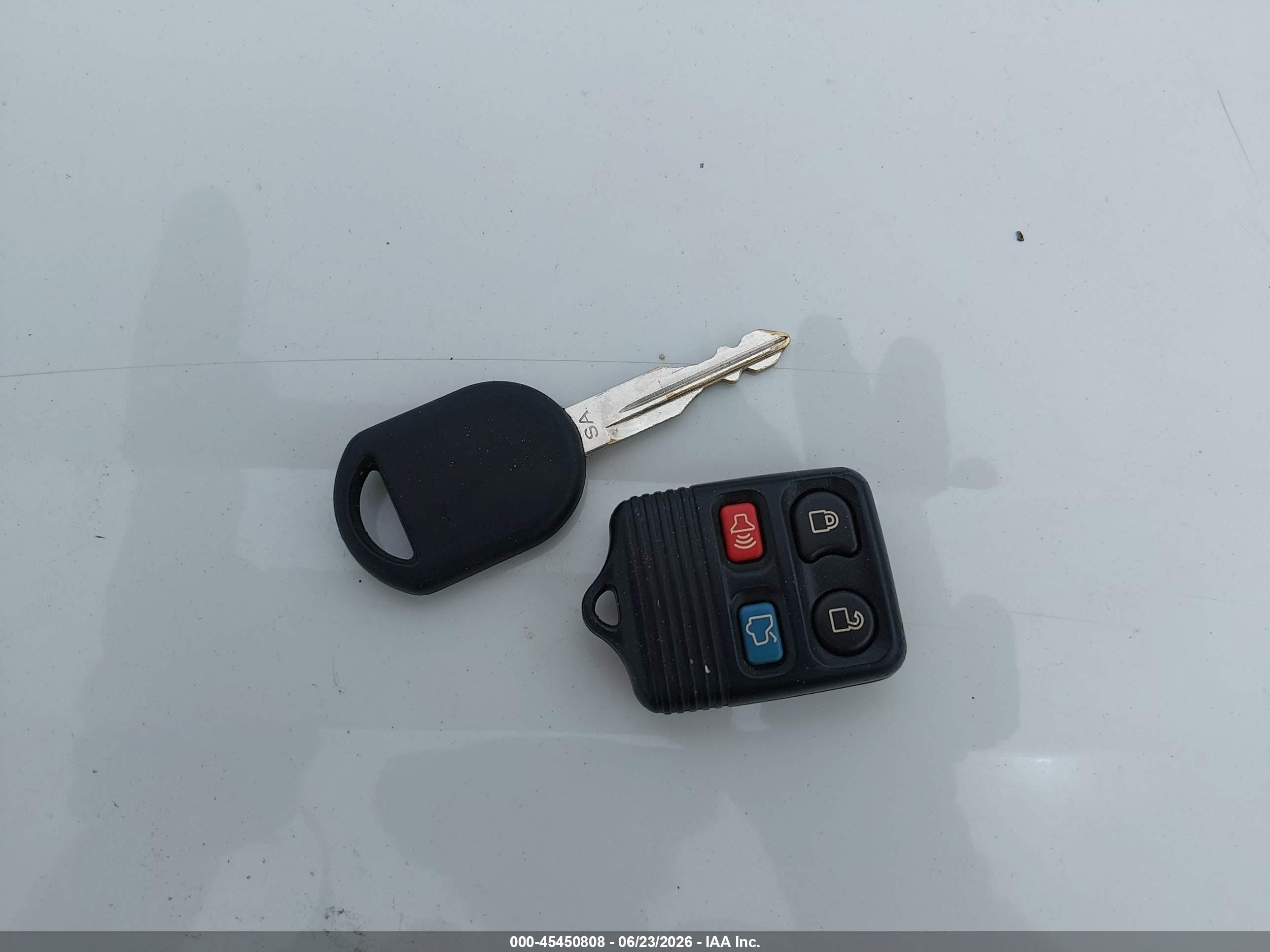 2010 Ford Focus Se White vin: 1FAHP3FN1AW211649
