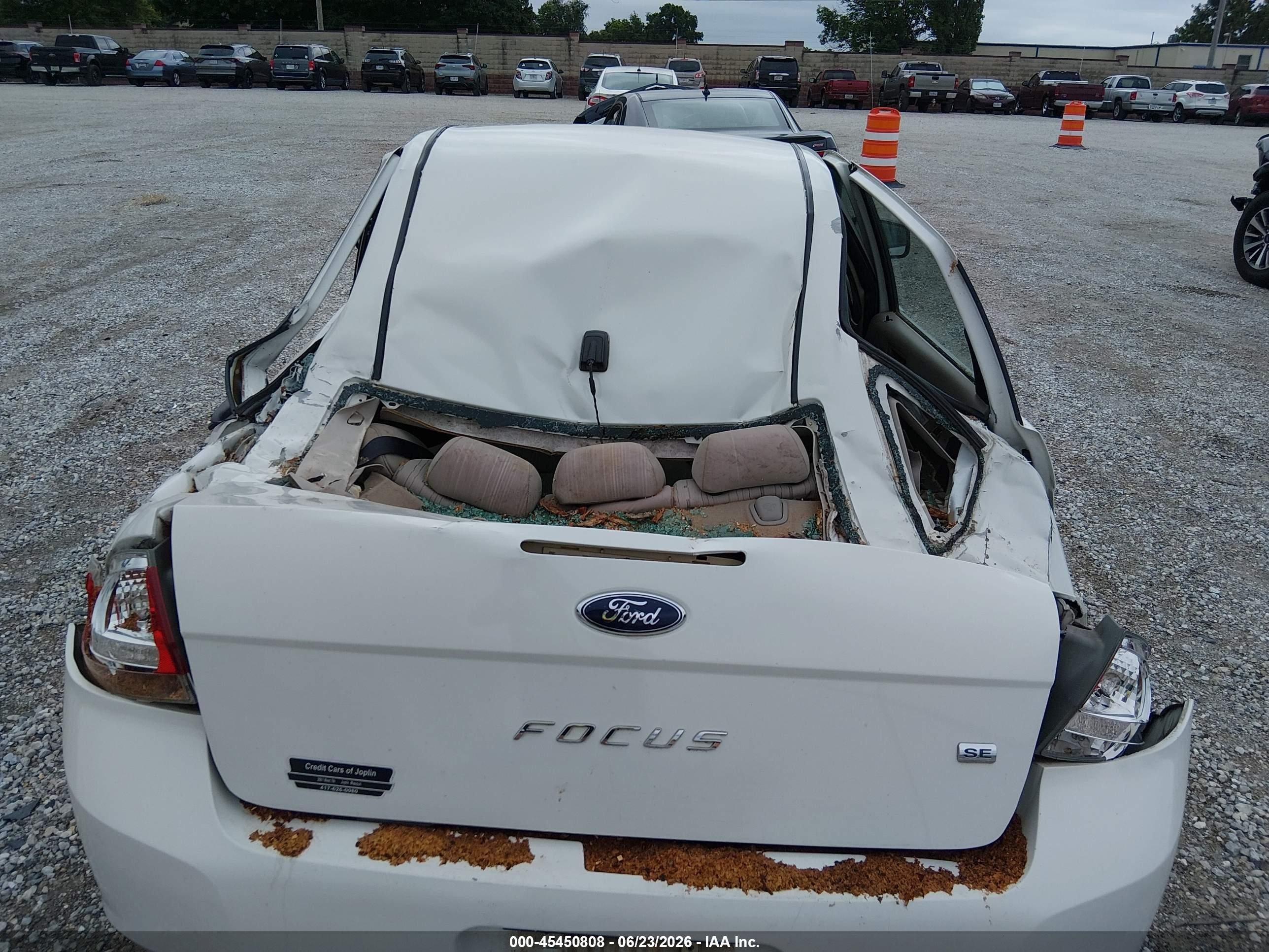 2010 Ford Focus Se White vin: 1FAHP3FN1AW211649