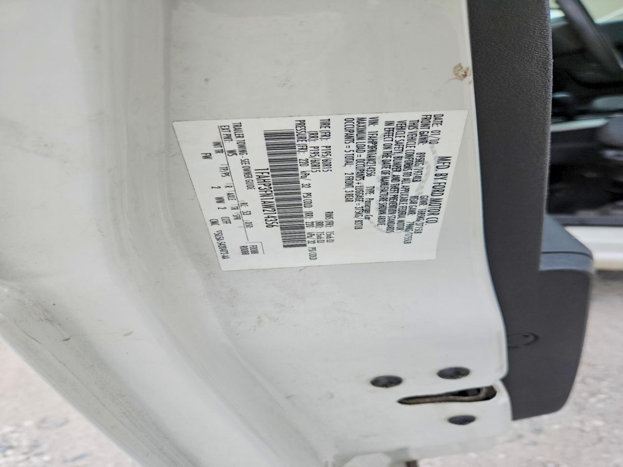 2010 Ford Focus Se White vin: 1FAHP3FN1AW214356
