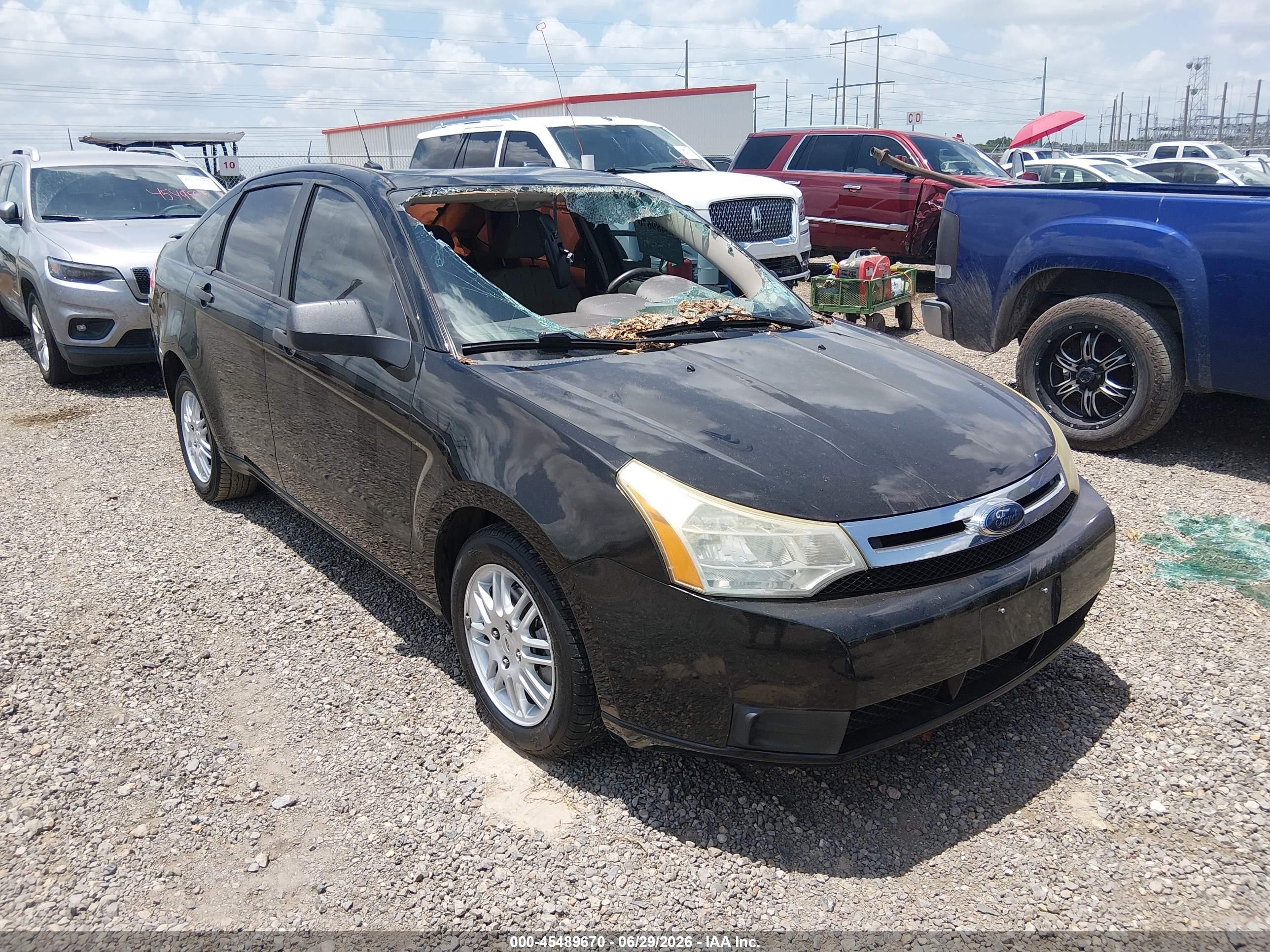 2010 Ford Focus Se Черный vin: 1FAHP3FN1AW225339