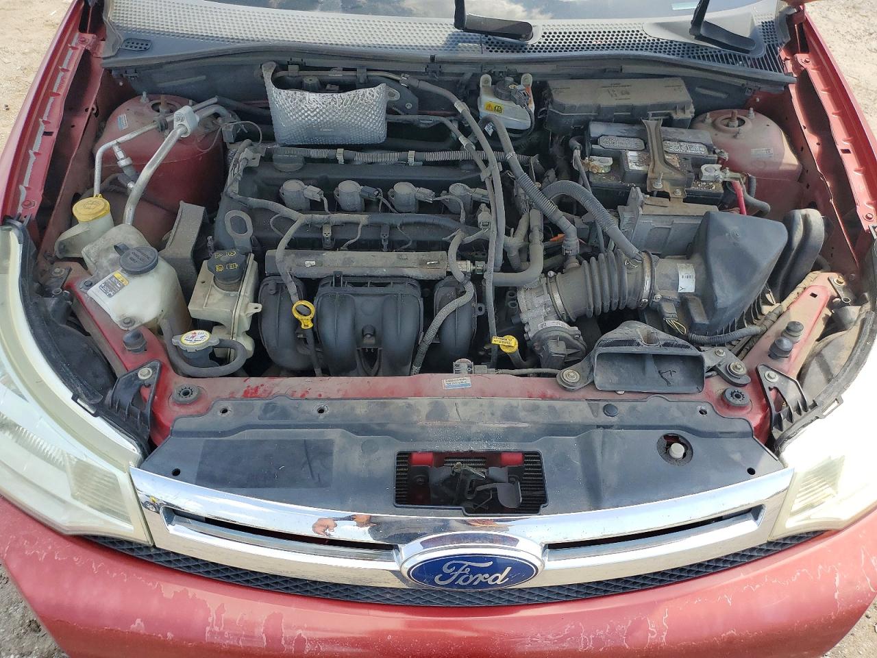 2010 Ford Focus Se Red vin: 1FAHP3FN1AW238544