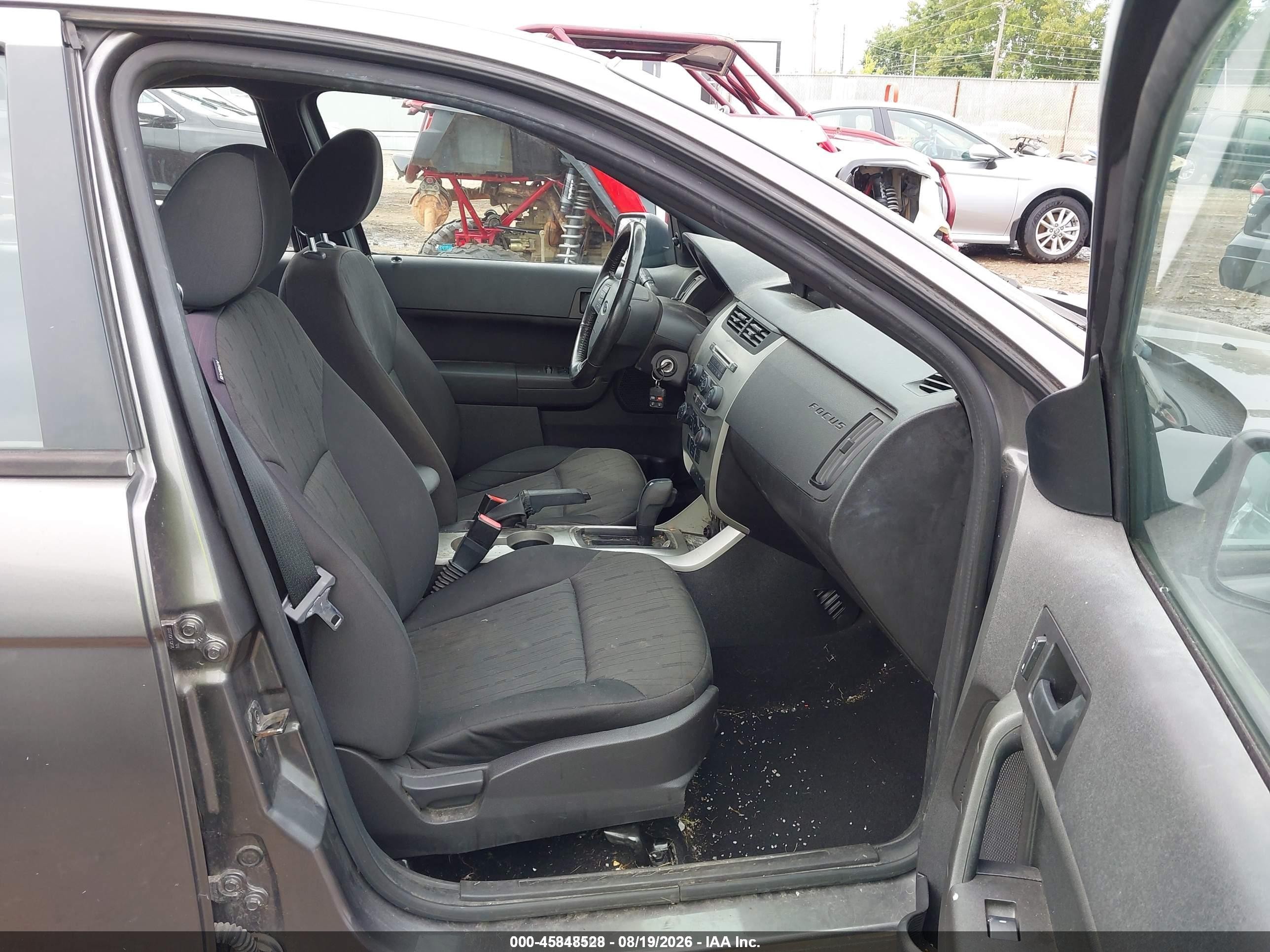 2010 Ford Focus Se Gray vin: 1FAHP3FN1AW278347