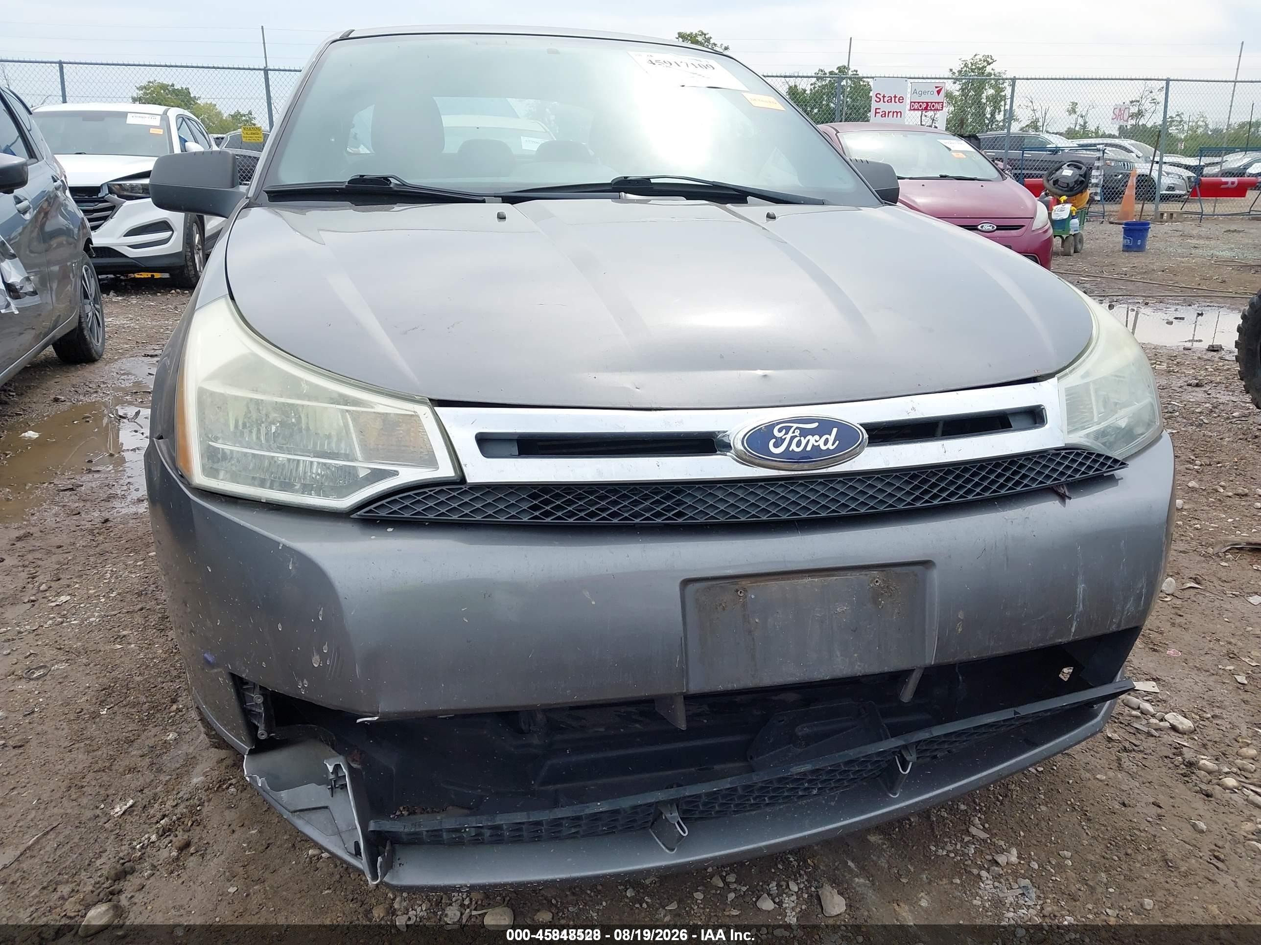 2010 Ford Focus Se Gray vin: 1FAHP3FN1AW278347
