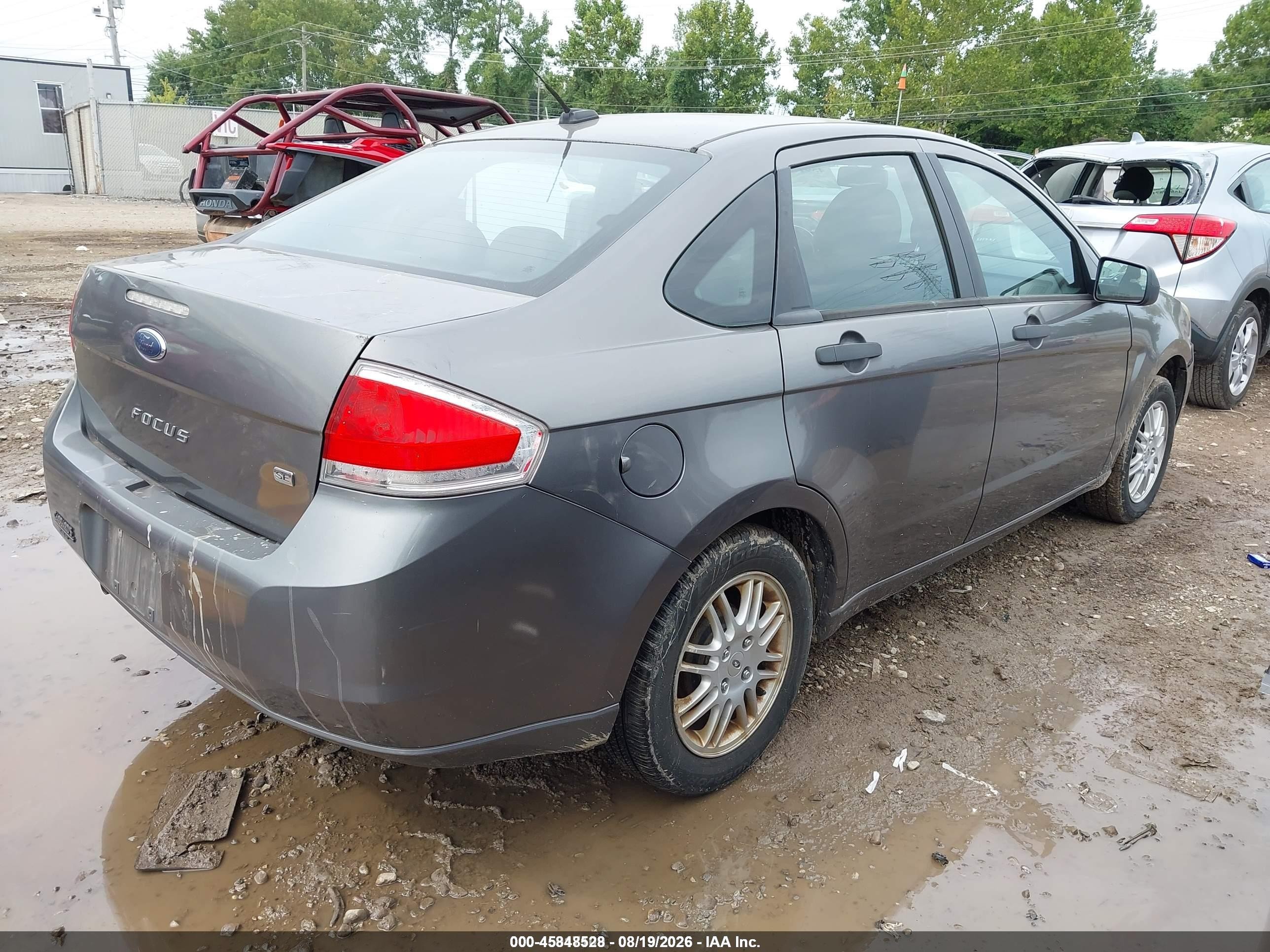 2010 Ford Focus Se Gray vin: 1FAHP3FN1AW278347