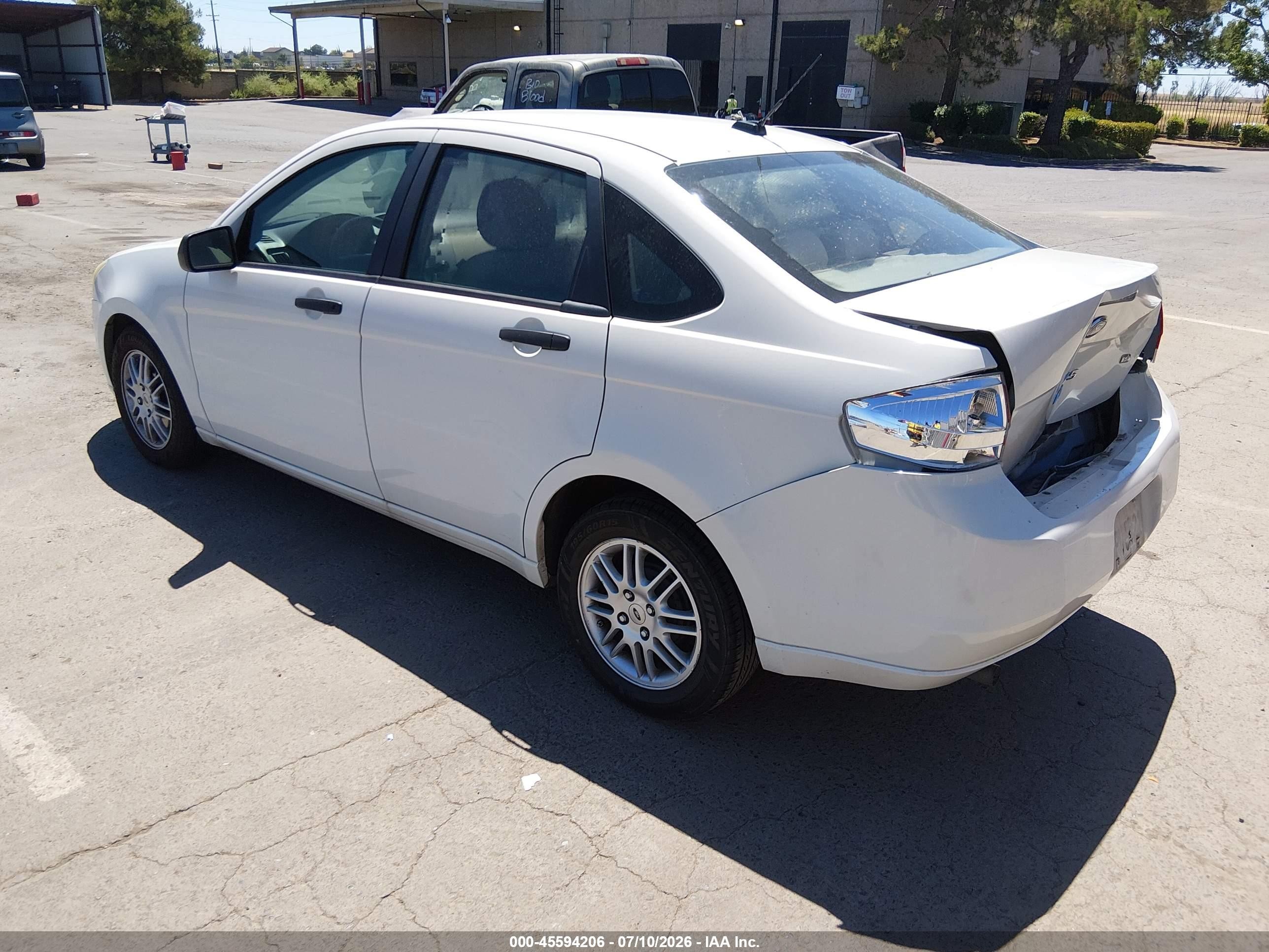 2010 Ford Focus Se White vin: 1FAHP3FN1AW280521