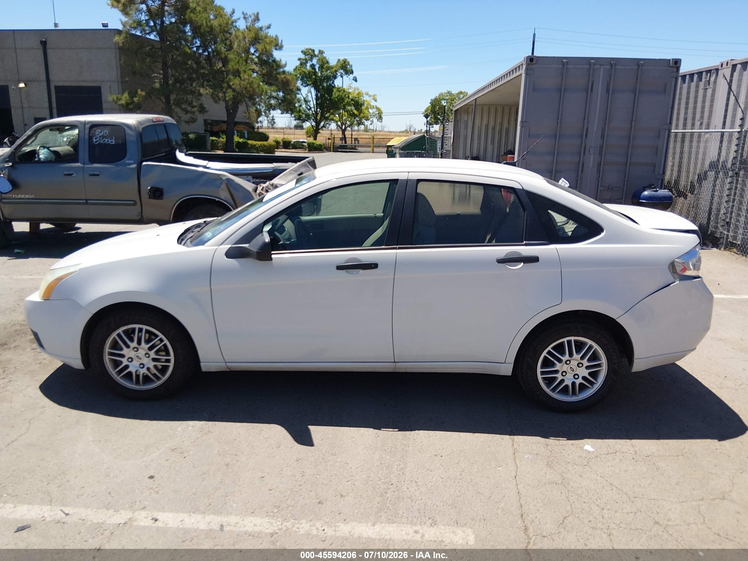 2010 Ford Focus Se White vin: 1FAHP3FN1AW280521
