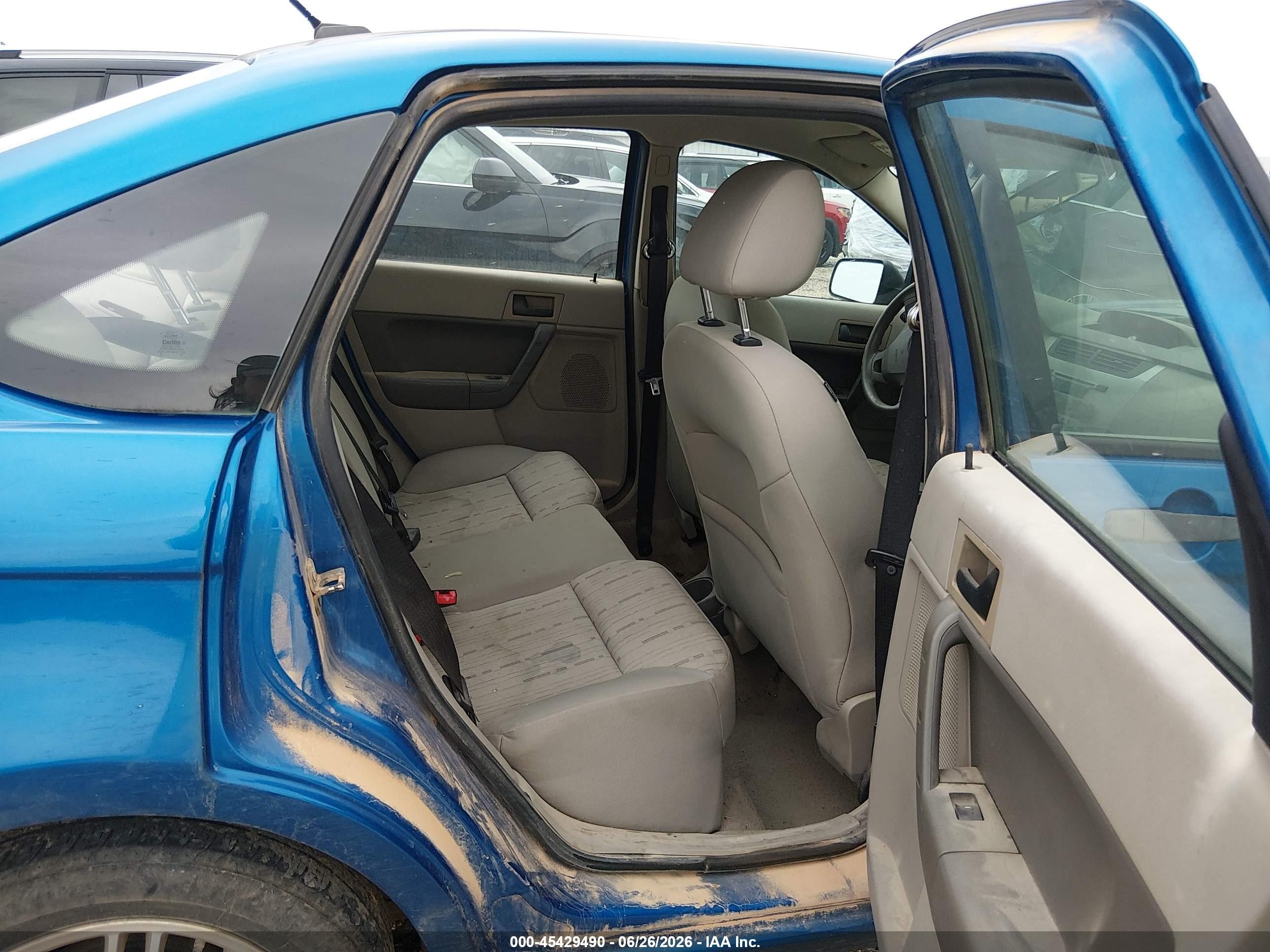2011 Ford Focus Se Blue vin: 1FAHP3FN1BW106711