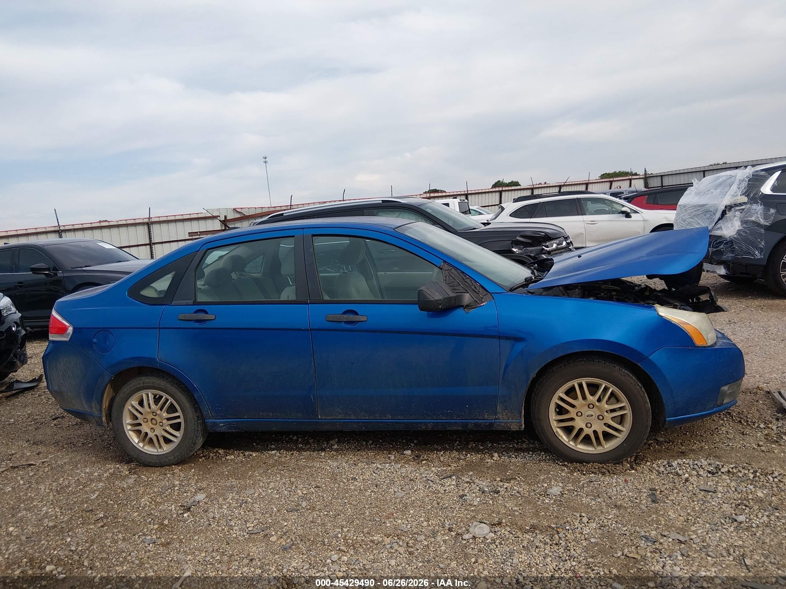 2011 Ford Focus Se Blue vin: 1FAHP3FN1BW106711